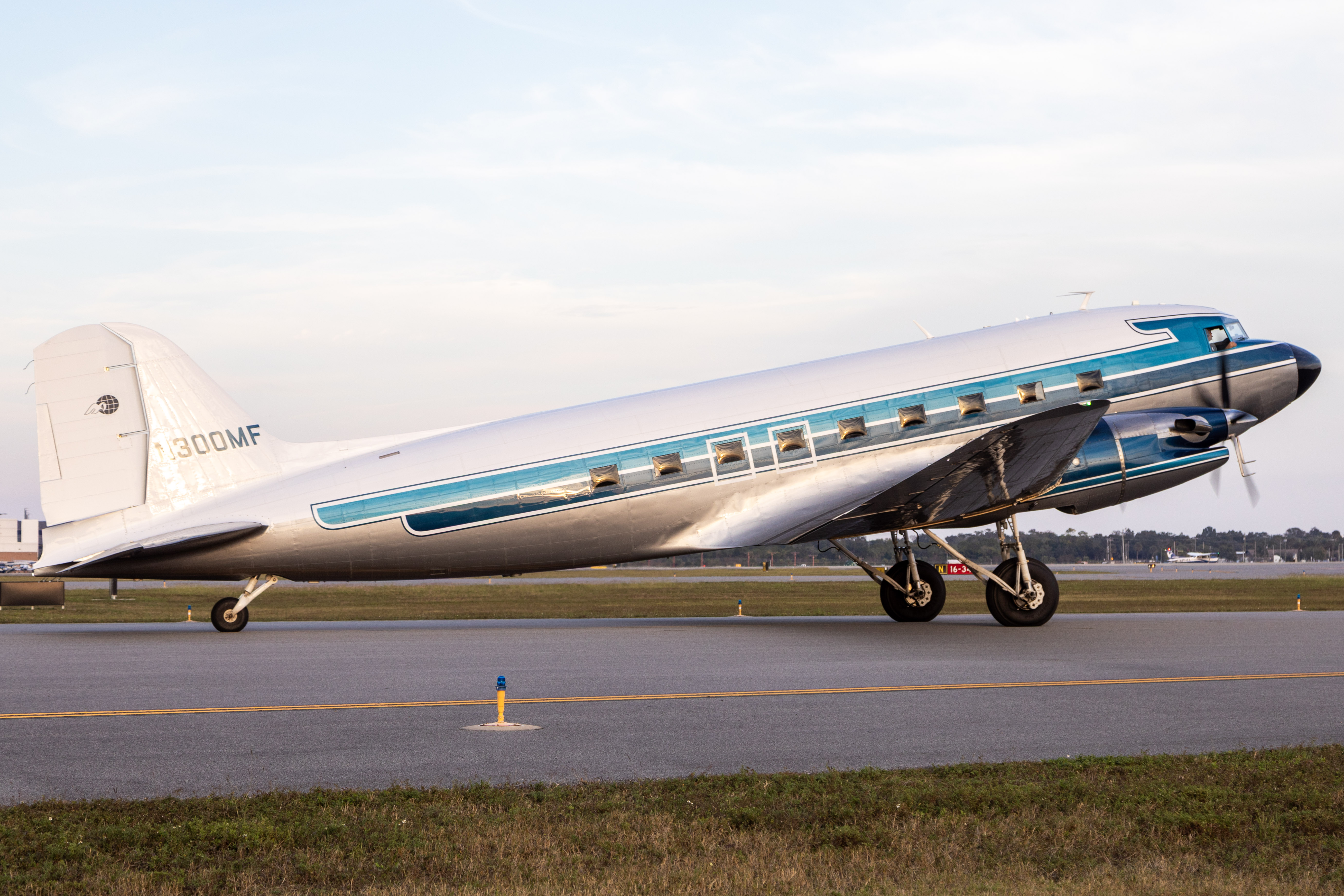 Full size: Missionary Flights and Services Douglas DC-3 N300MF at Daytona Beach International Airport