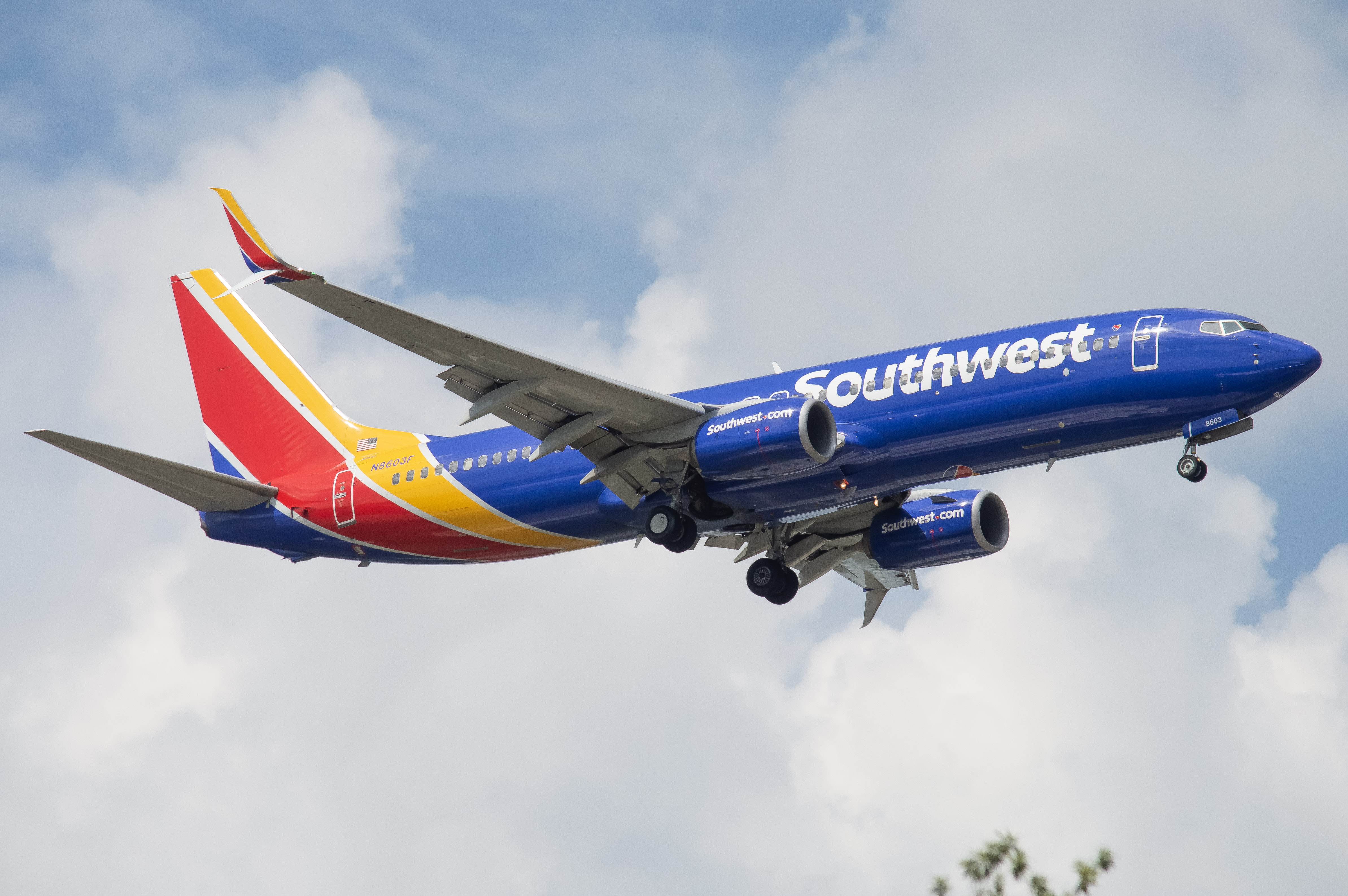 Full size: Southwest Airlines Boeing 737-800 N8603F at Baltimore/Washington International Thurgood Marshall Airport