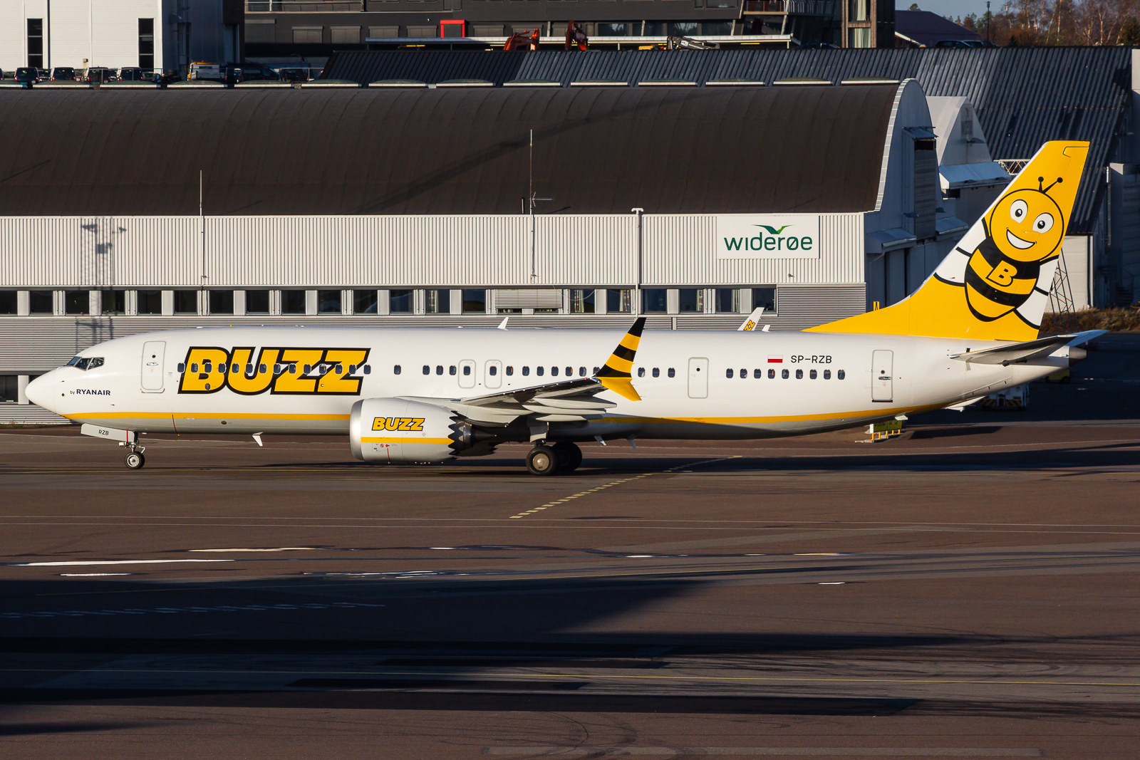 Full size: RyanAir Boeing 737 MAX 8 SP-RZB at Oslo Sandefjord Airport