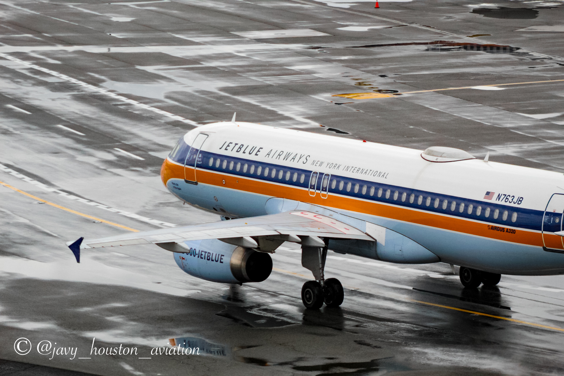 Full size: JetBlue Airways Airbus A320-200 N763JB at John F. Kennedy International Airport