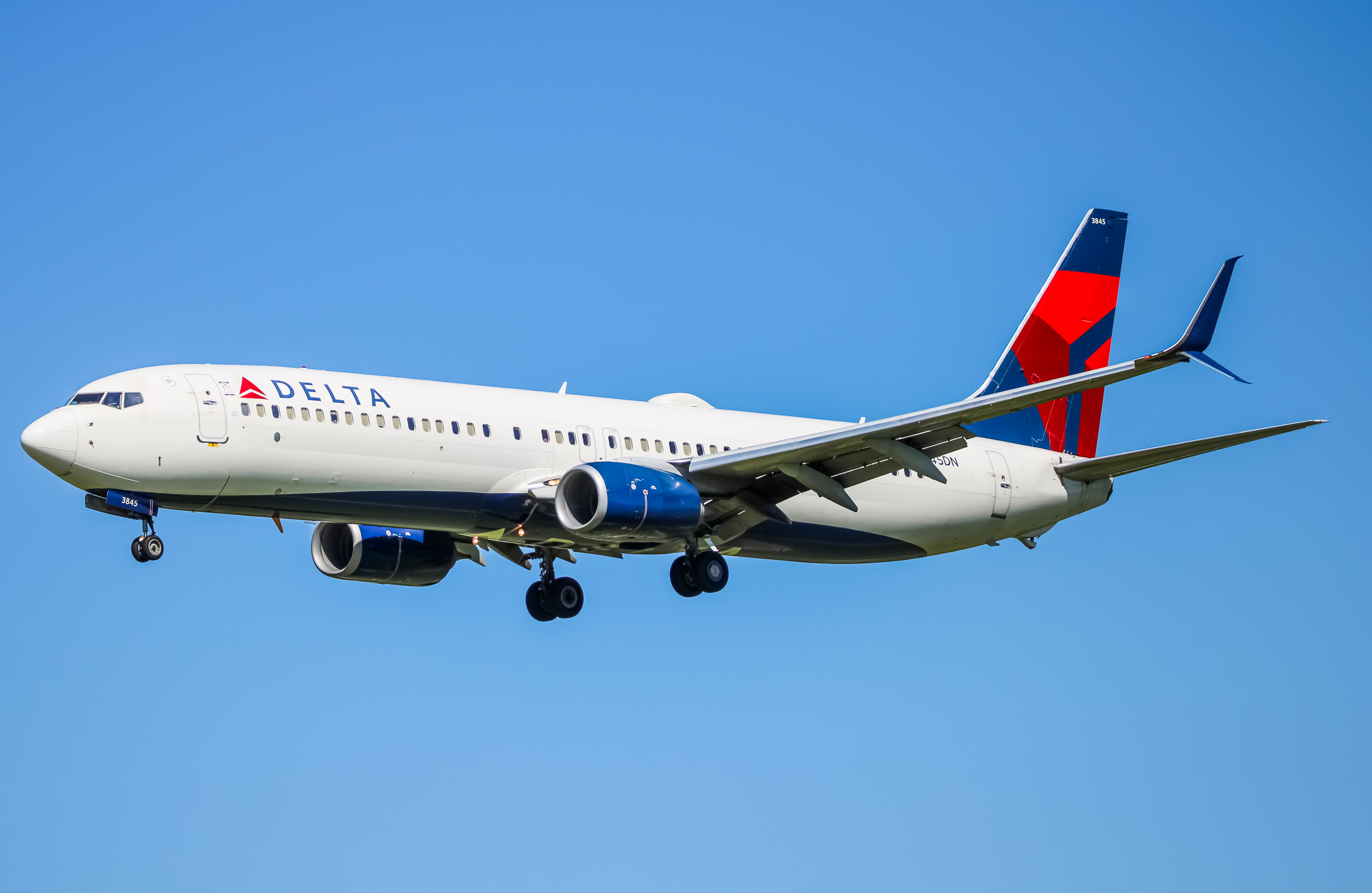 Full size: Delta Airlines Boeing 737-900ER N845DN at Baltimore/Washington International Thurgood Marshall Airport