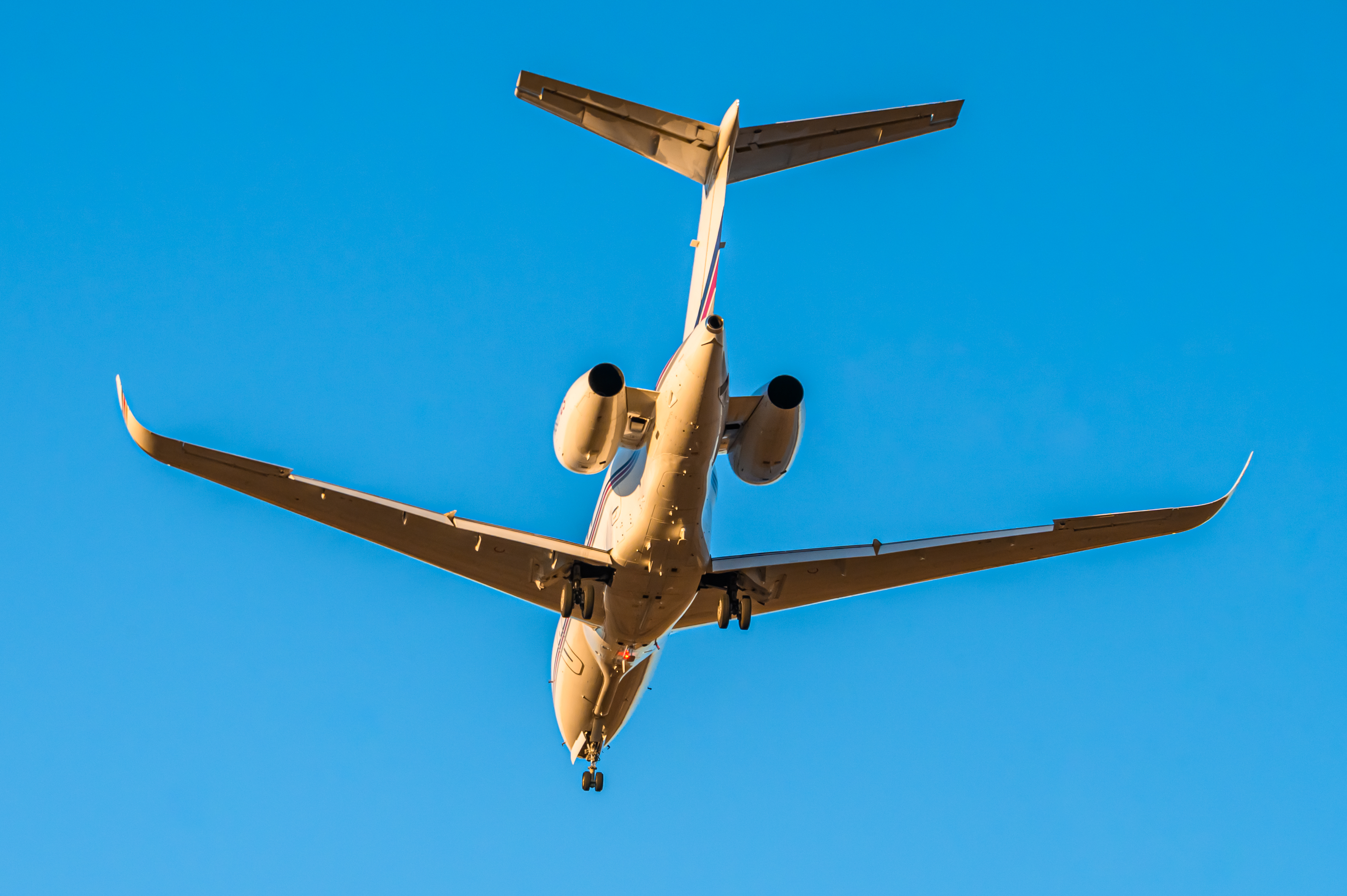 Full size: NetJets Cessna Citation Longitude N807QS at Washington Dulles International Airport