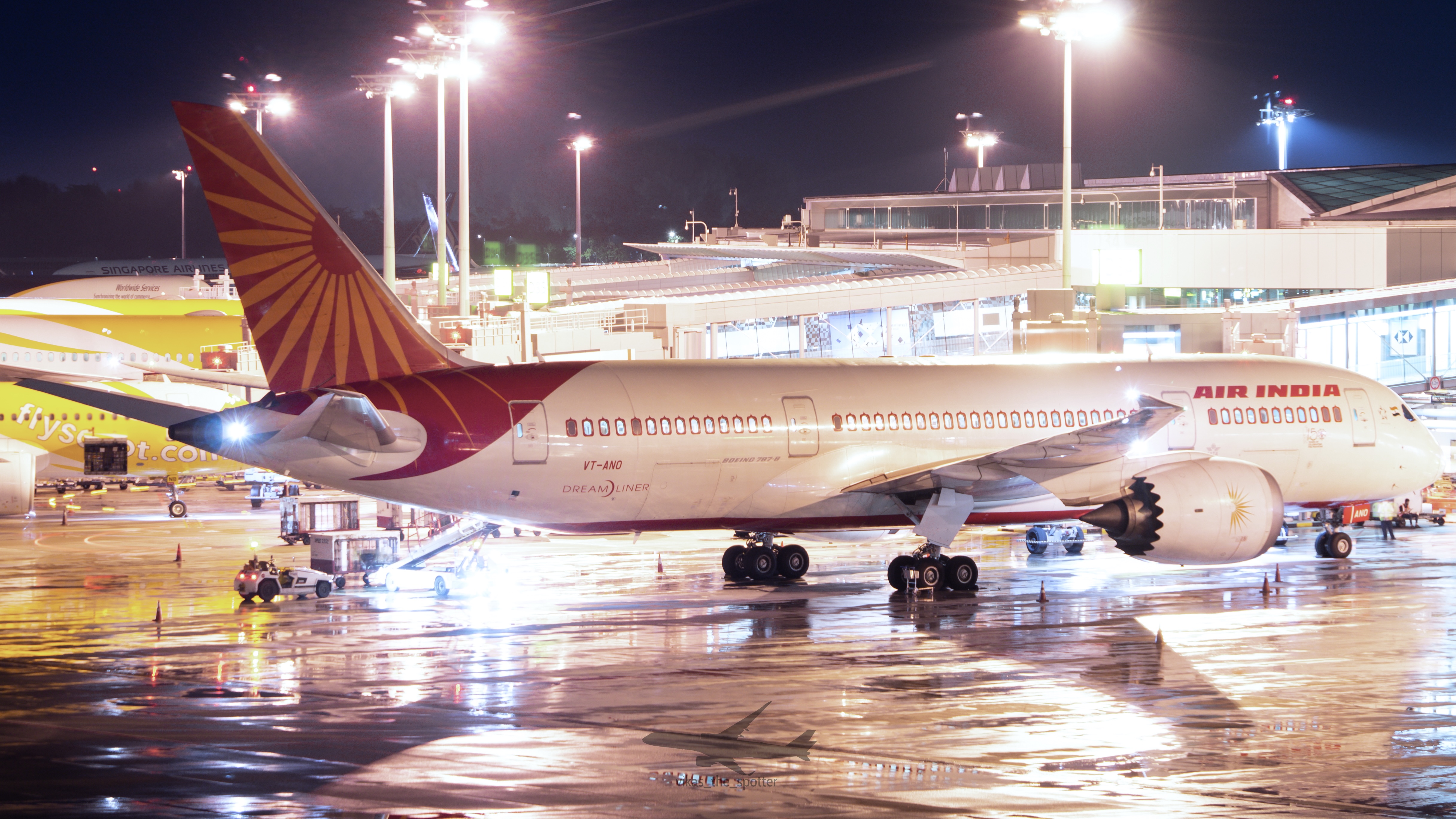 Full size: Air India Boeing 787-8 VT-ANO at Singapore-Changi Airport