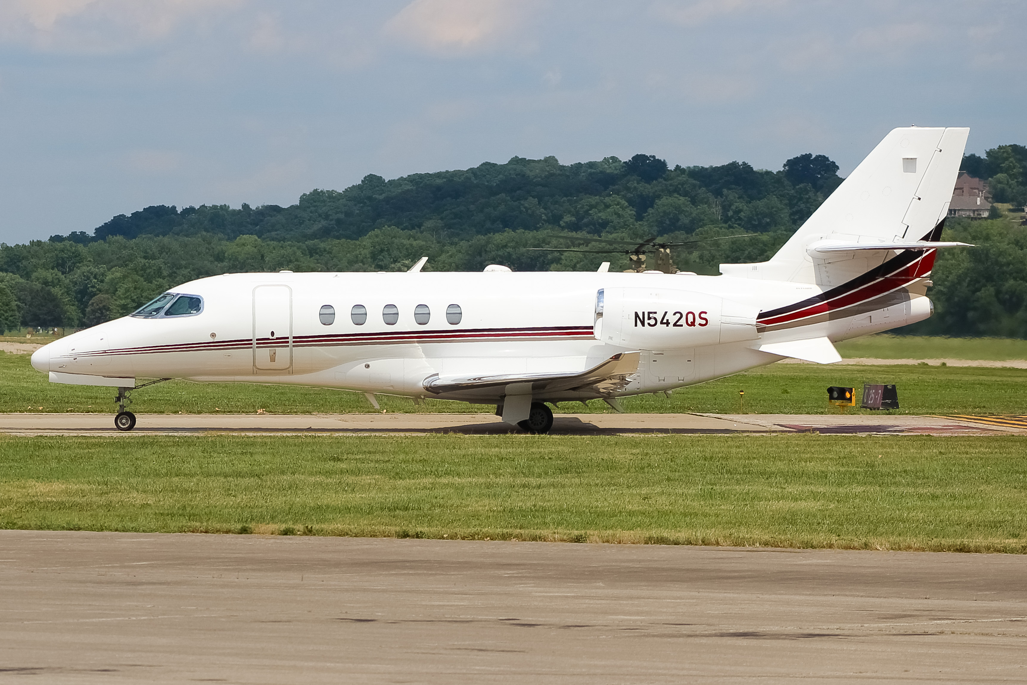 Full size: NetJets Cessna Citation Latitude N542QS at Cincinnati Municipal Airport/Lunken Field