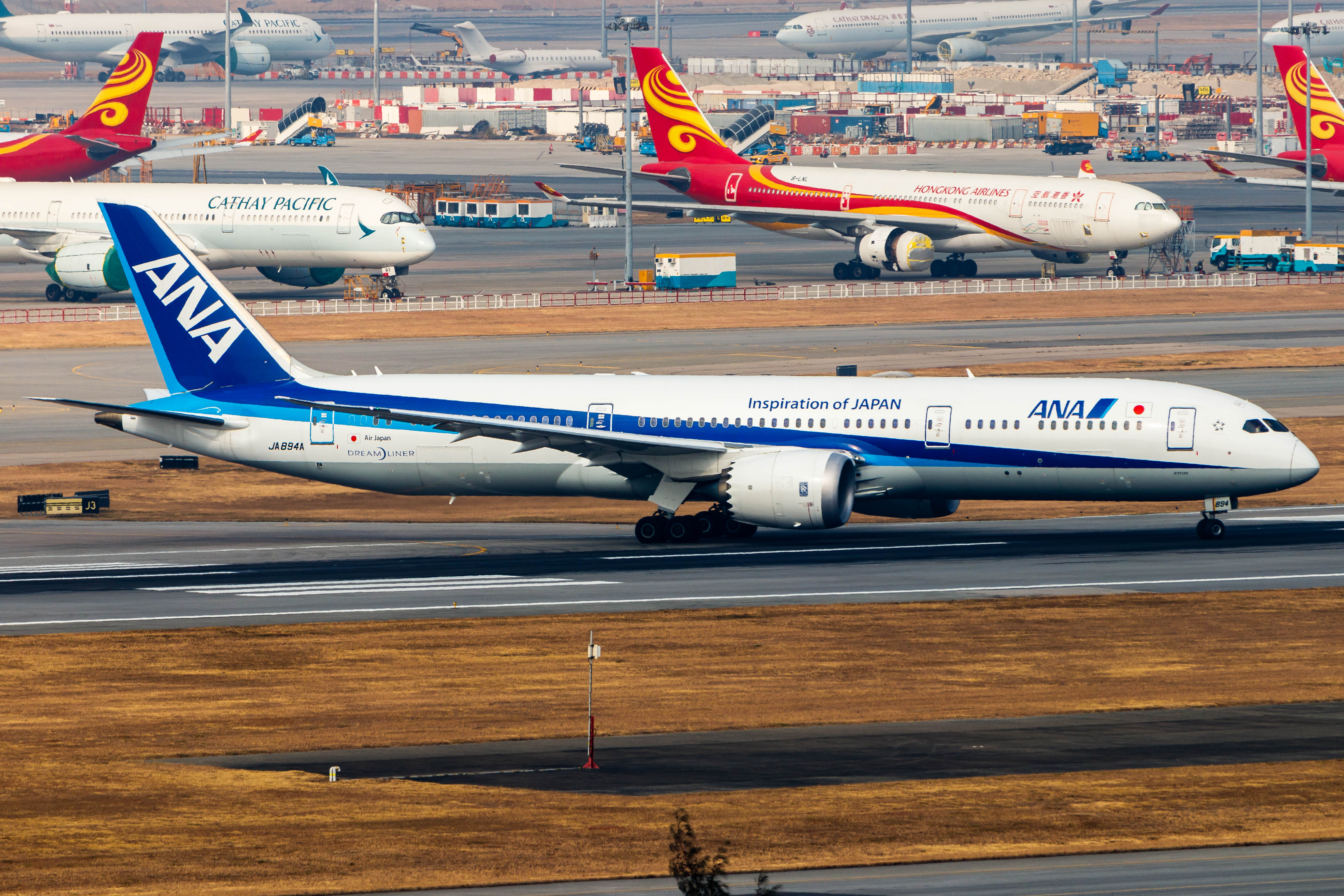 Full size: All Nippon Airways Boeing 787-9 JA894A at Hong Kong International Airport