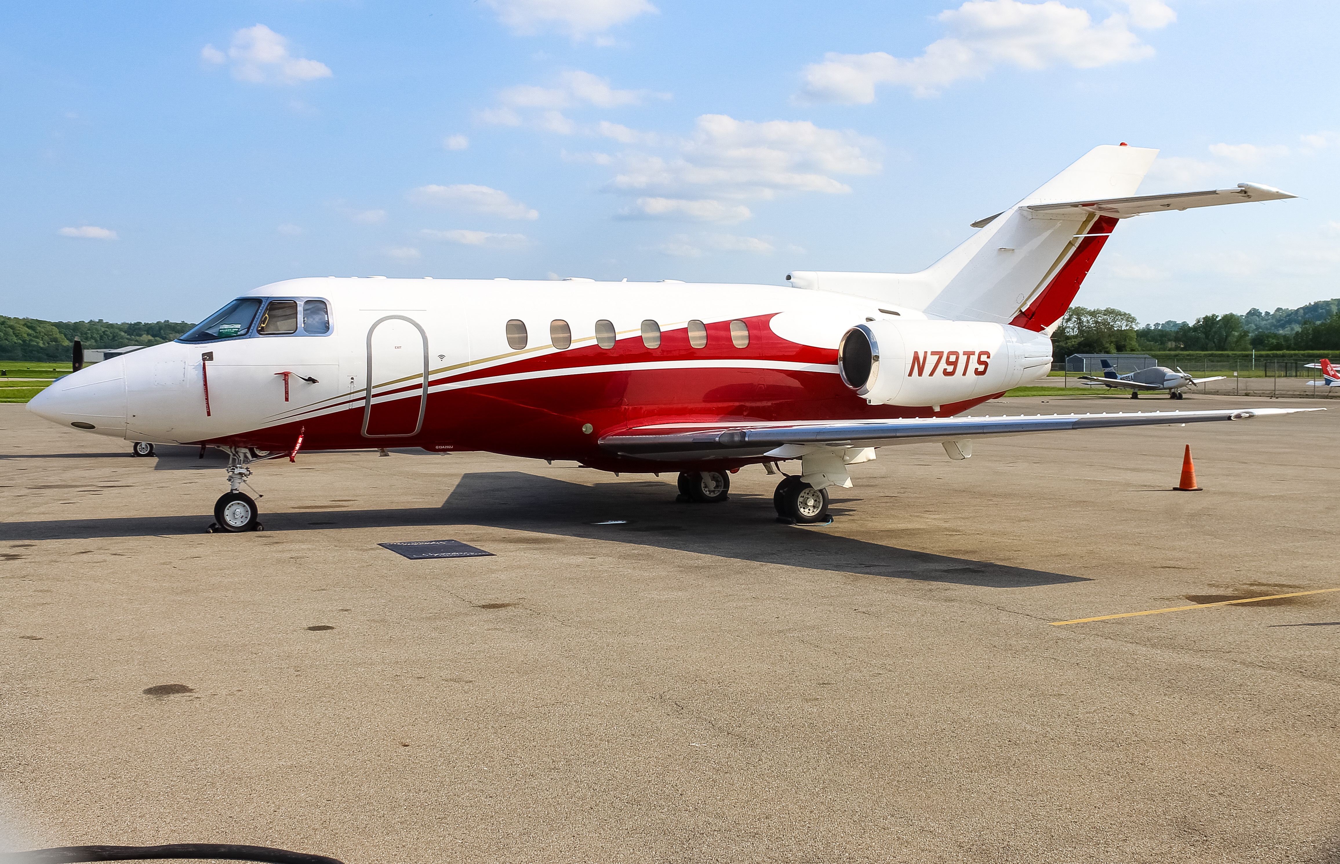 Full size: PRIVATE  Beechcraft Hawker 800XP N79TS at Cincinnati Municipal Airport/Lunken Field