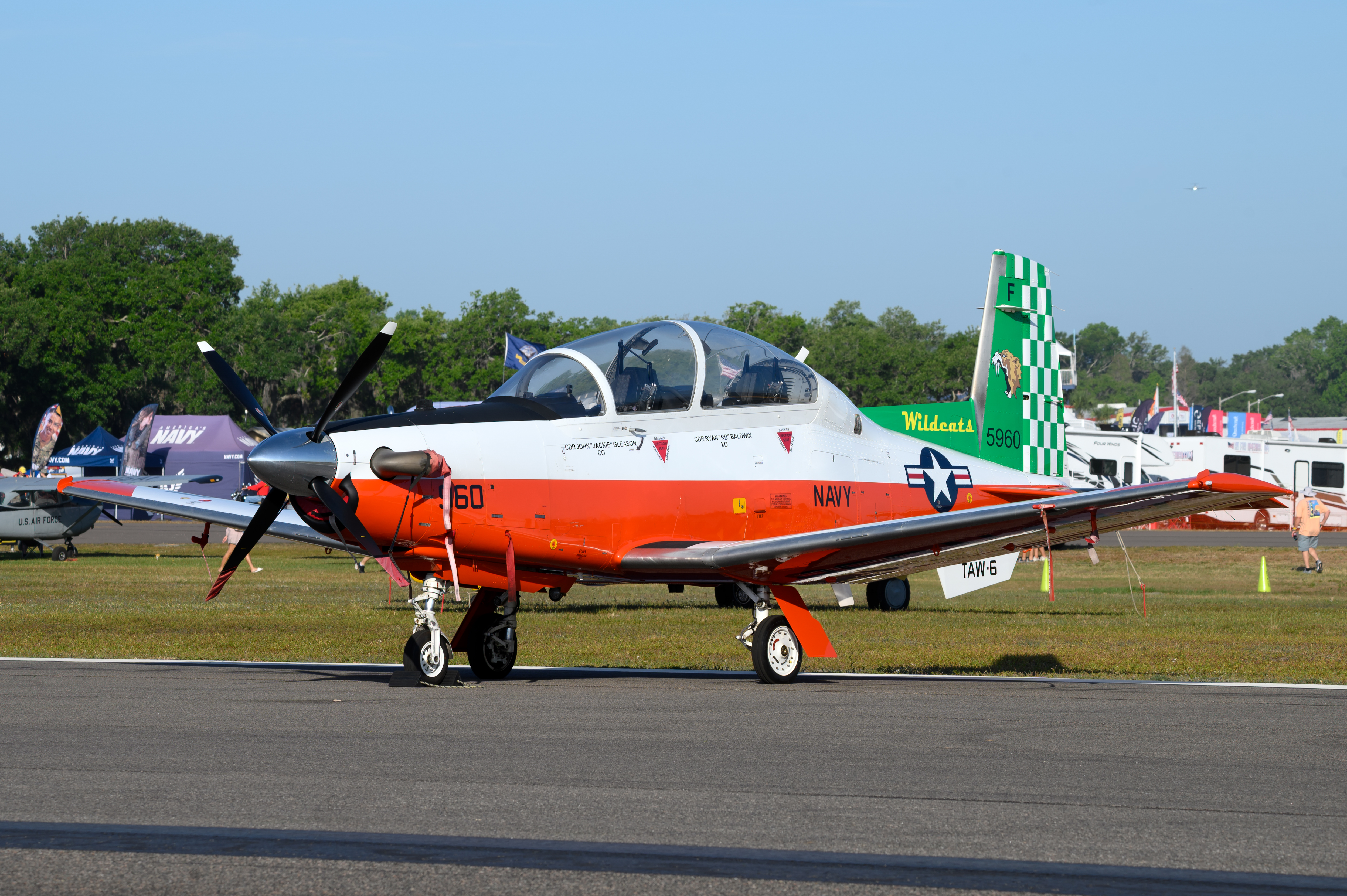 Full size: United States - US Navy (USN) Raytheon T-6A Texan II 165960 at Lakeland Linder International Airport