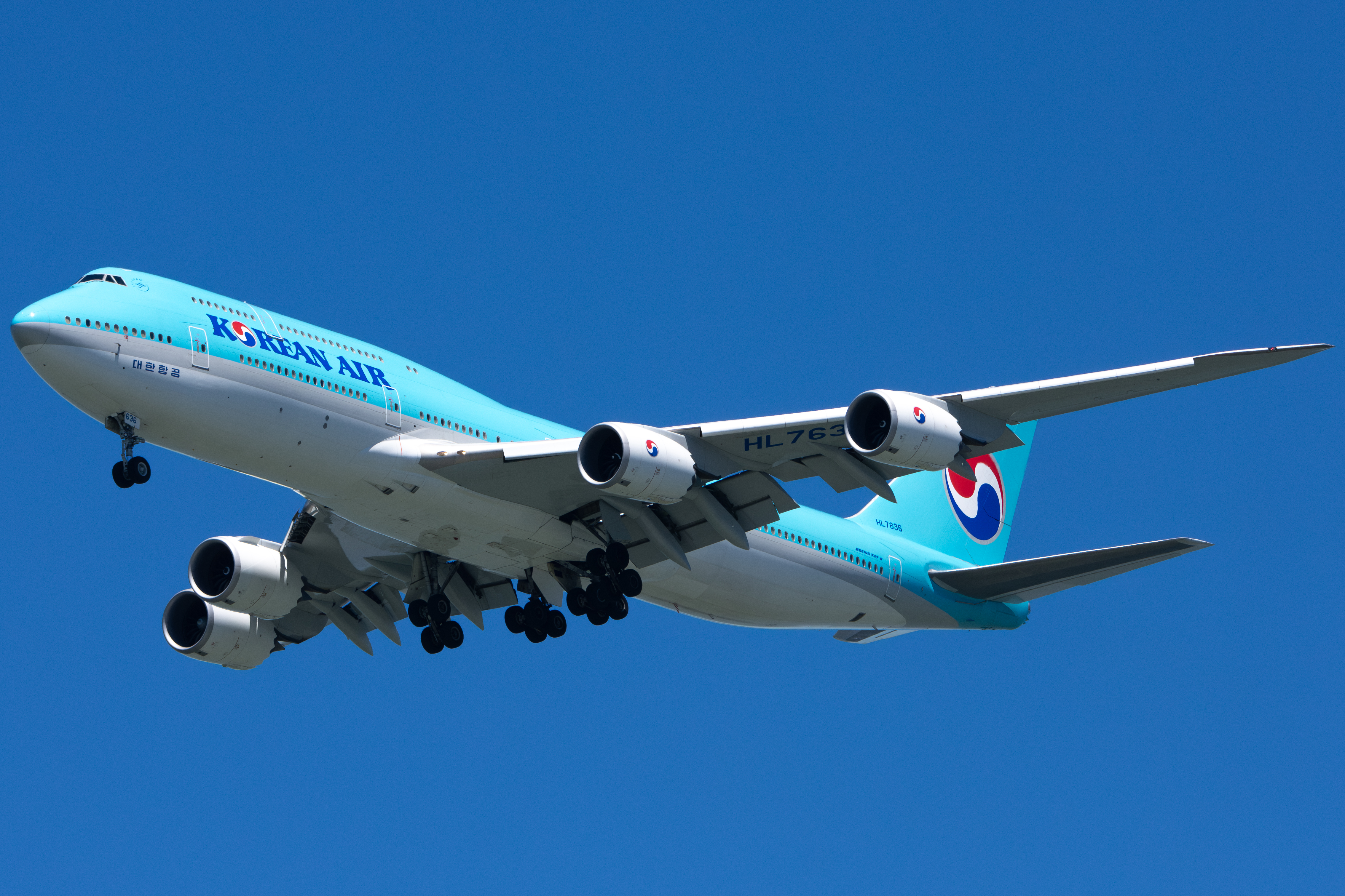 Full size: Korean Air Boeing 747-8i HL7636 at San Francisco International Airport