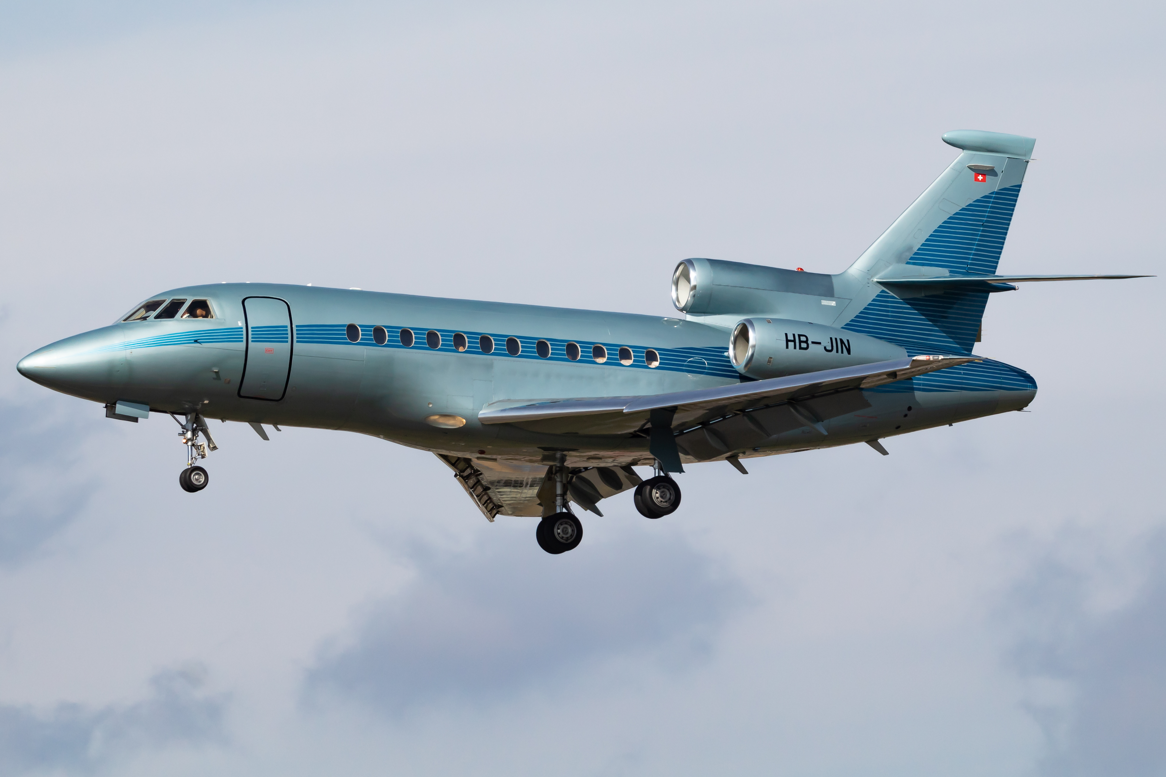 Full size: Jet Aviation Dassault Falcon 900EX HB-JIN at Payerne Airport