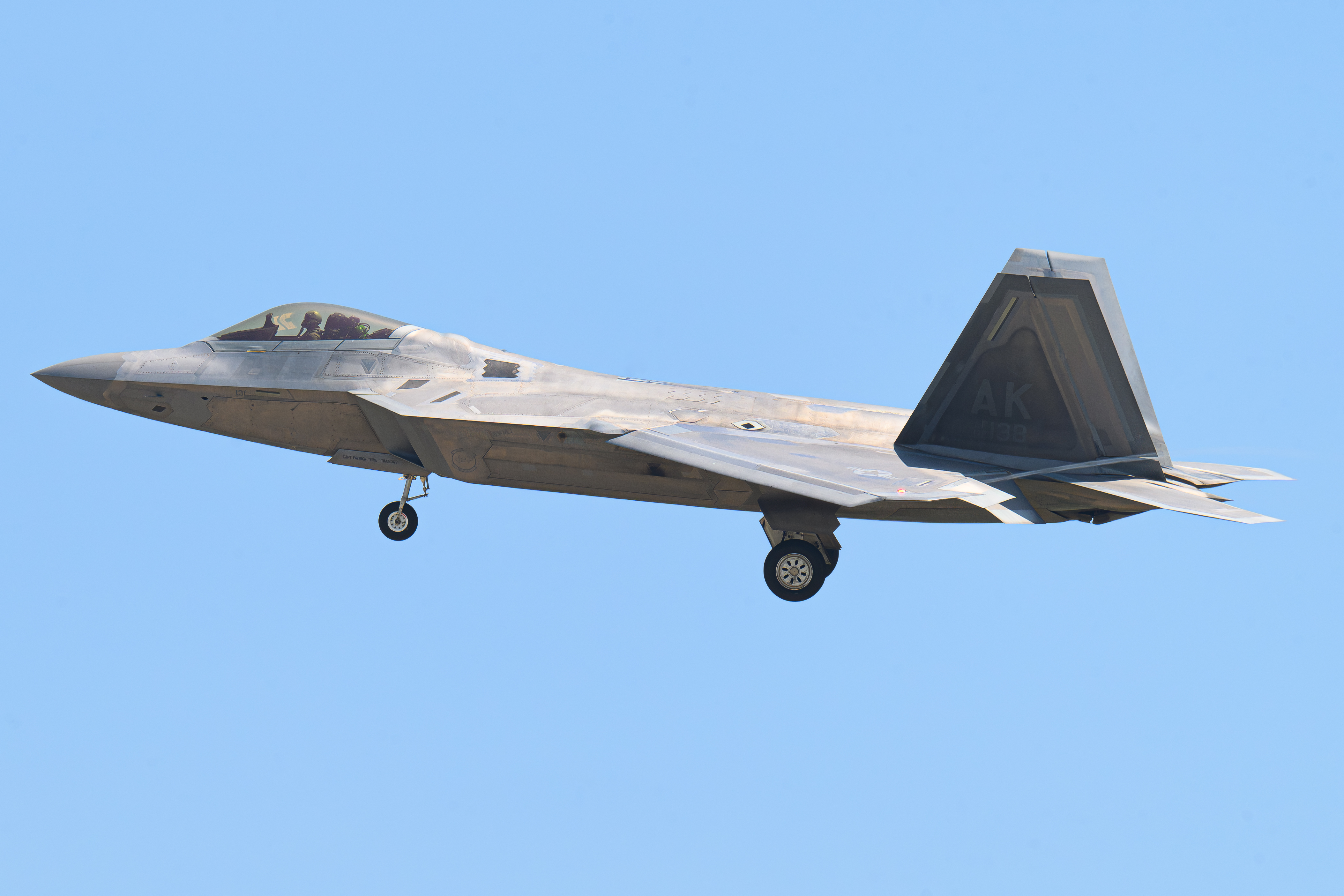Full size: USAF - United States Air Force Lockheed Martin F-22A Raptor 07-4138 at North Island NAS
