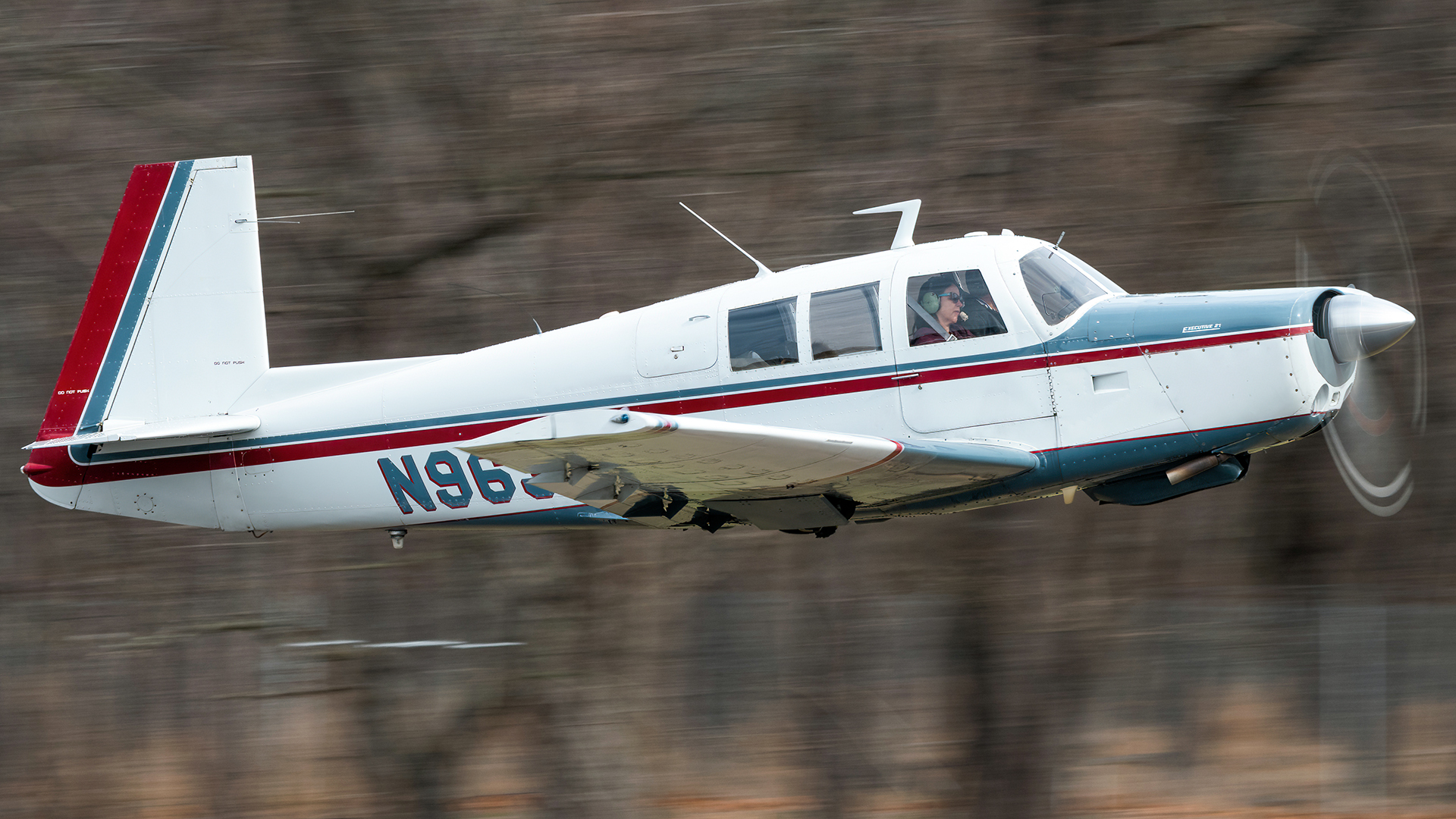 Full size: PRIVATE Mooney M20 N9636M at College Park Airport