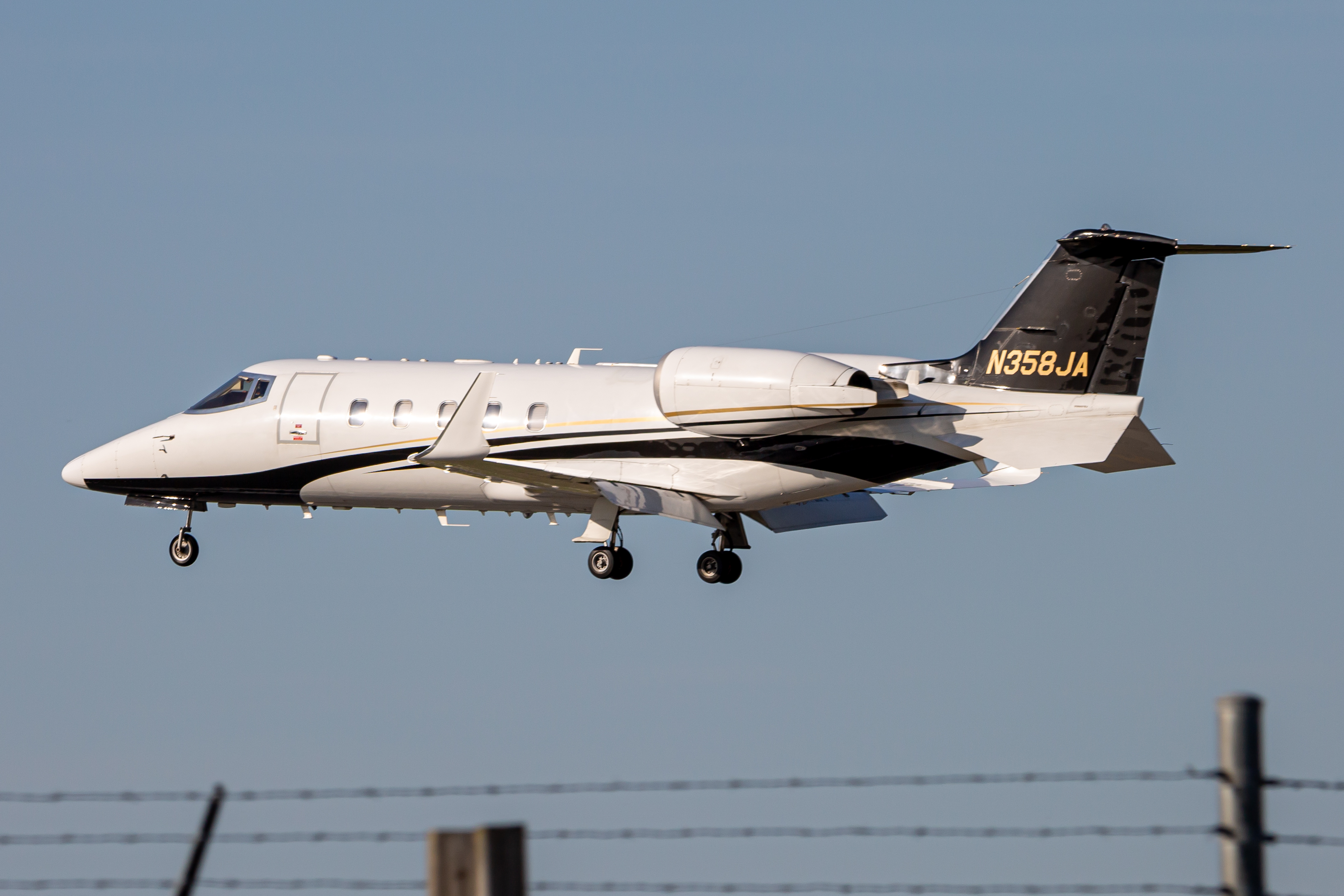 Full size: PRIVATE  Learjet 60 N358JA at Baltimore/Washington International Thurgood Marshall Airport