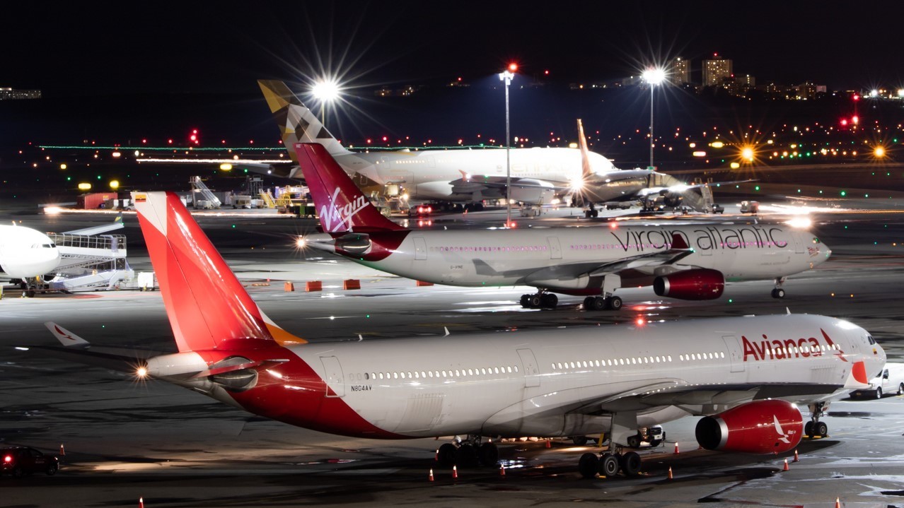 Full size: Avianca Airbus A330-300 N804AV at John F. Kennedy International Airport