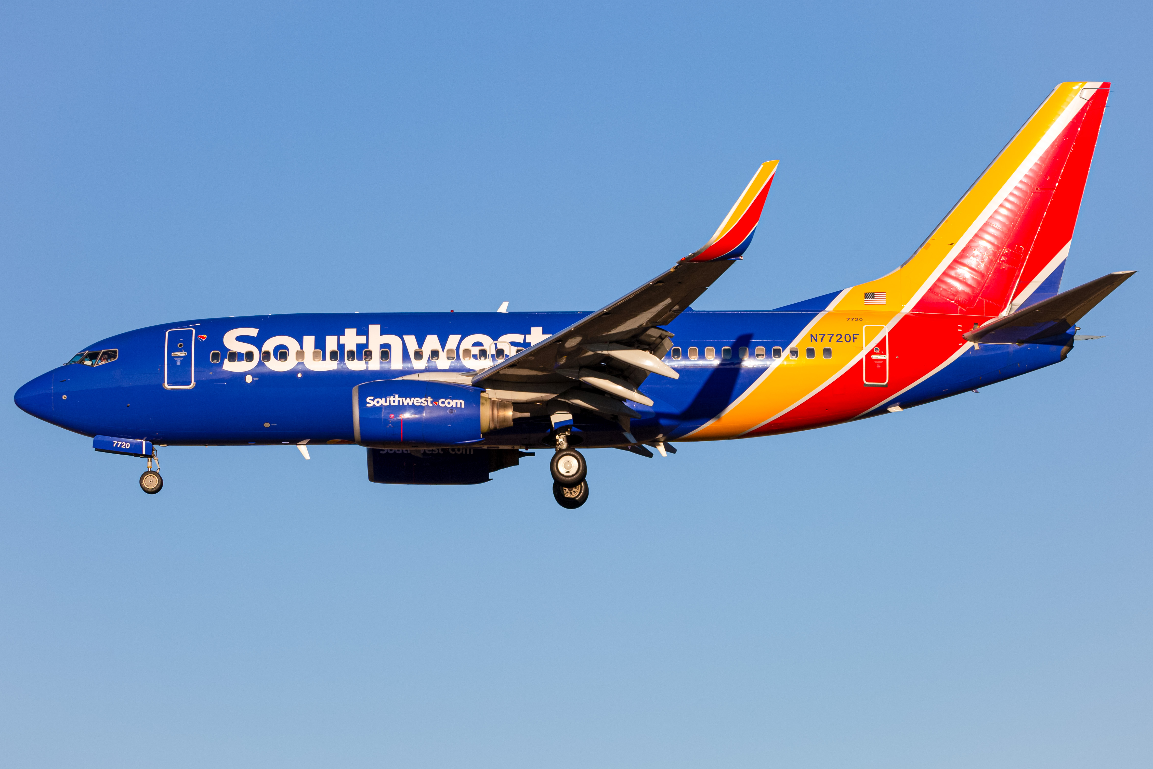 Full size: Southwest Airlines Boeing 737-700 N7720F at Baltimore/Washington International Thurgood Marshall Airport