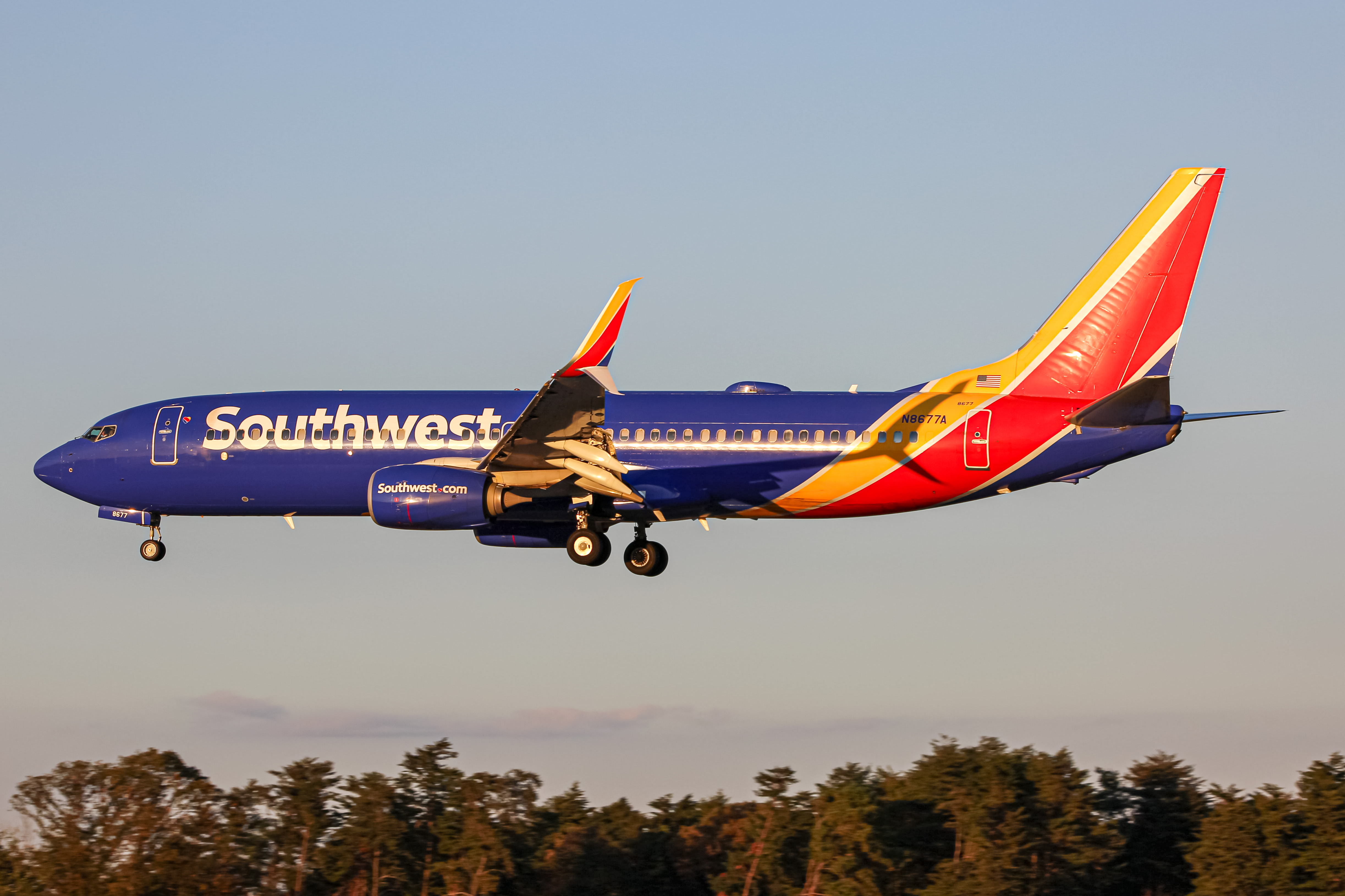 Full size: Southwest Airlines Boeing 737-800 N8677A at Baltimore/Washington International Thurgood Marshall Airport