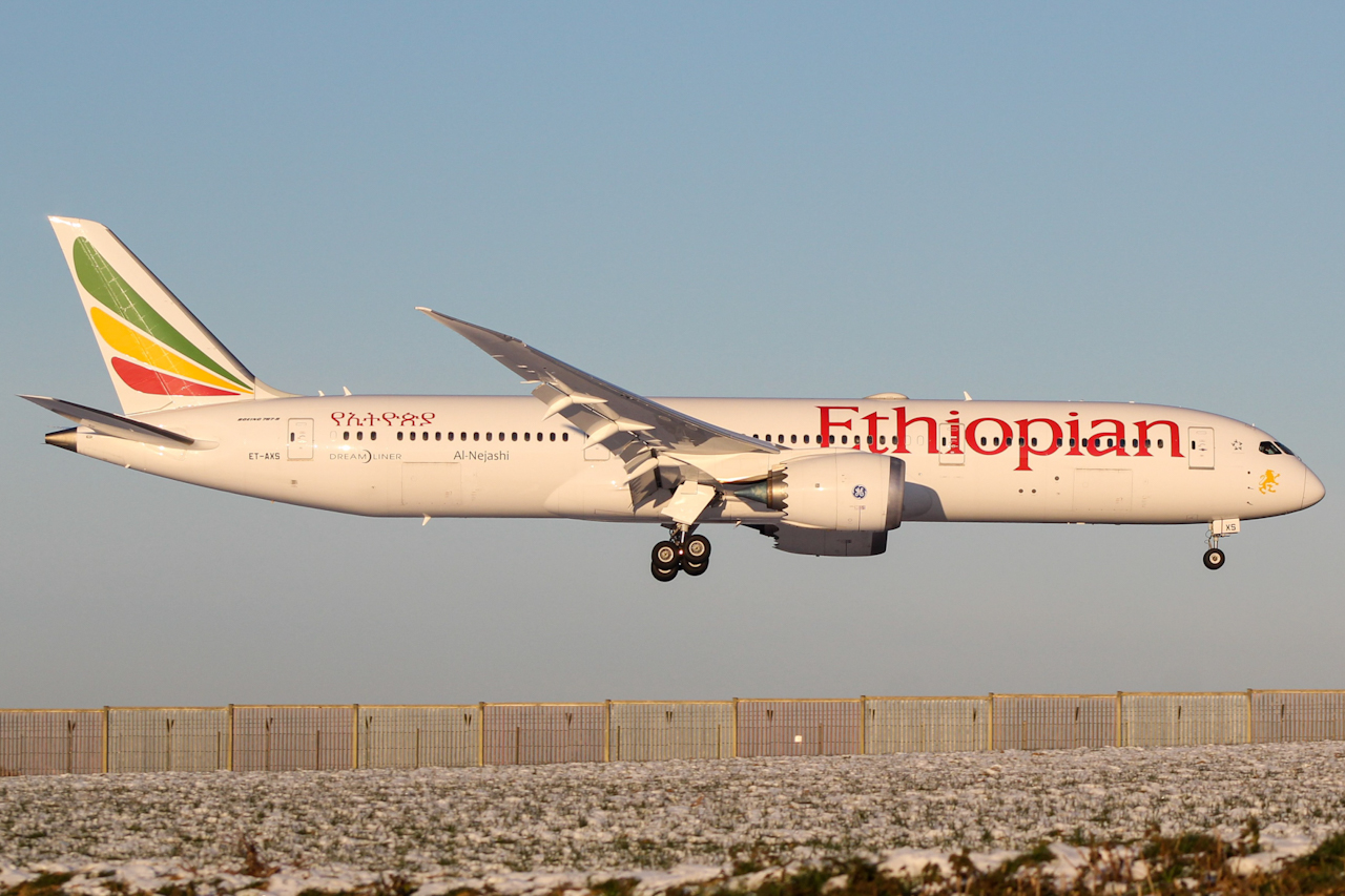 Full size: Ethiopian Airlines Boeing 787-9 ET-AXS at Brussels Airport