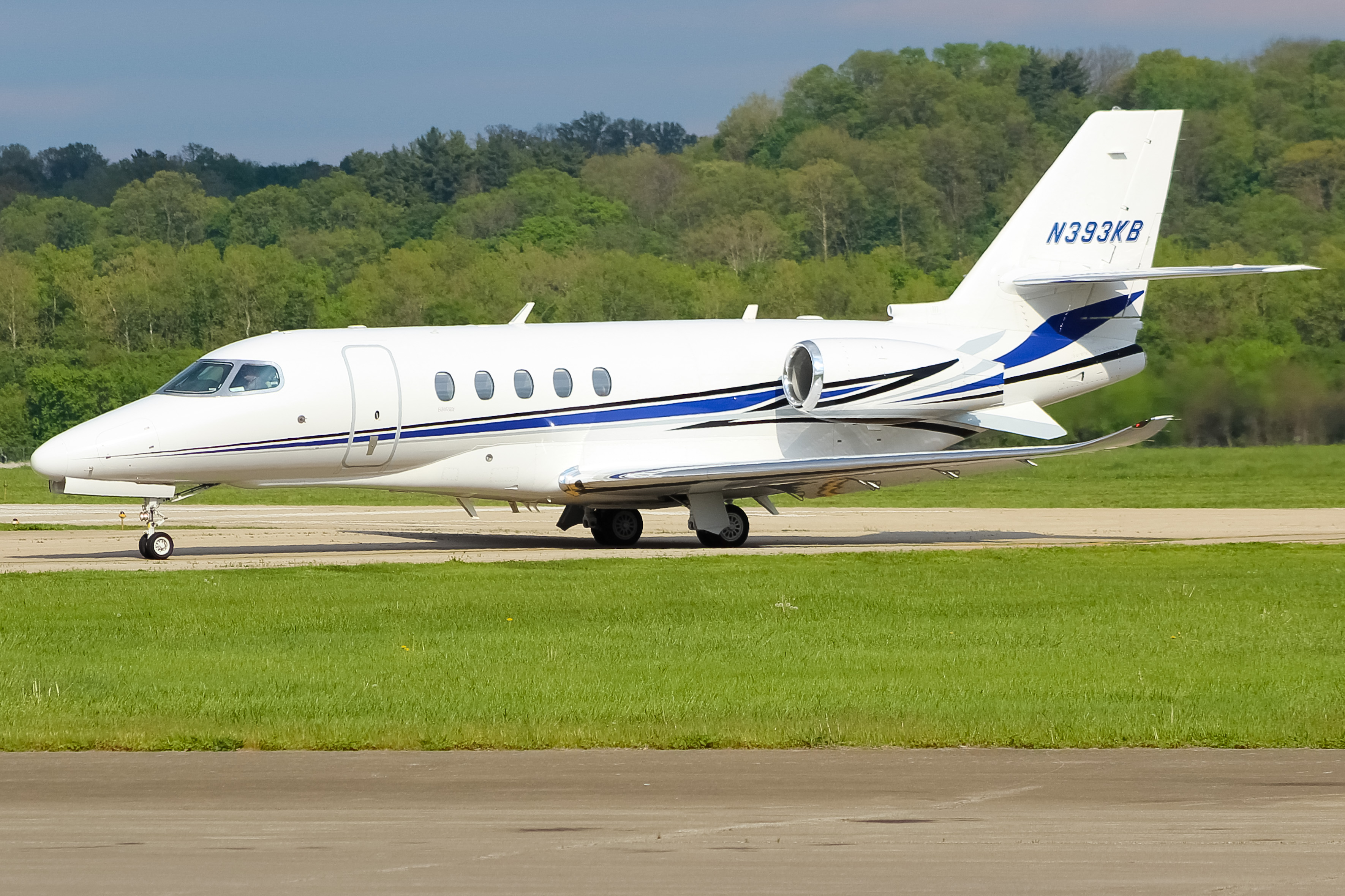 Full size: PRIVATE Cessna Citation Latitude N393KB at Cincinnati Municipal Airport/Lunken Field