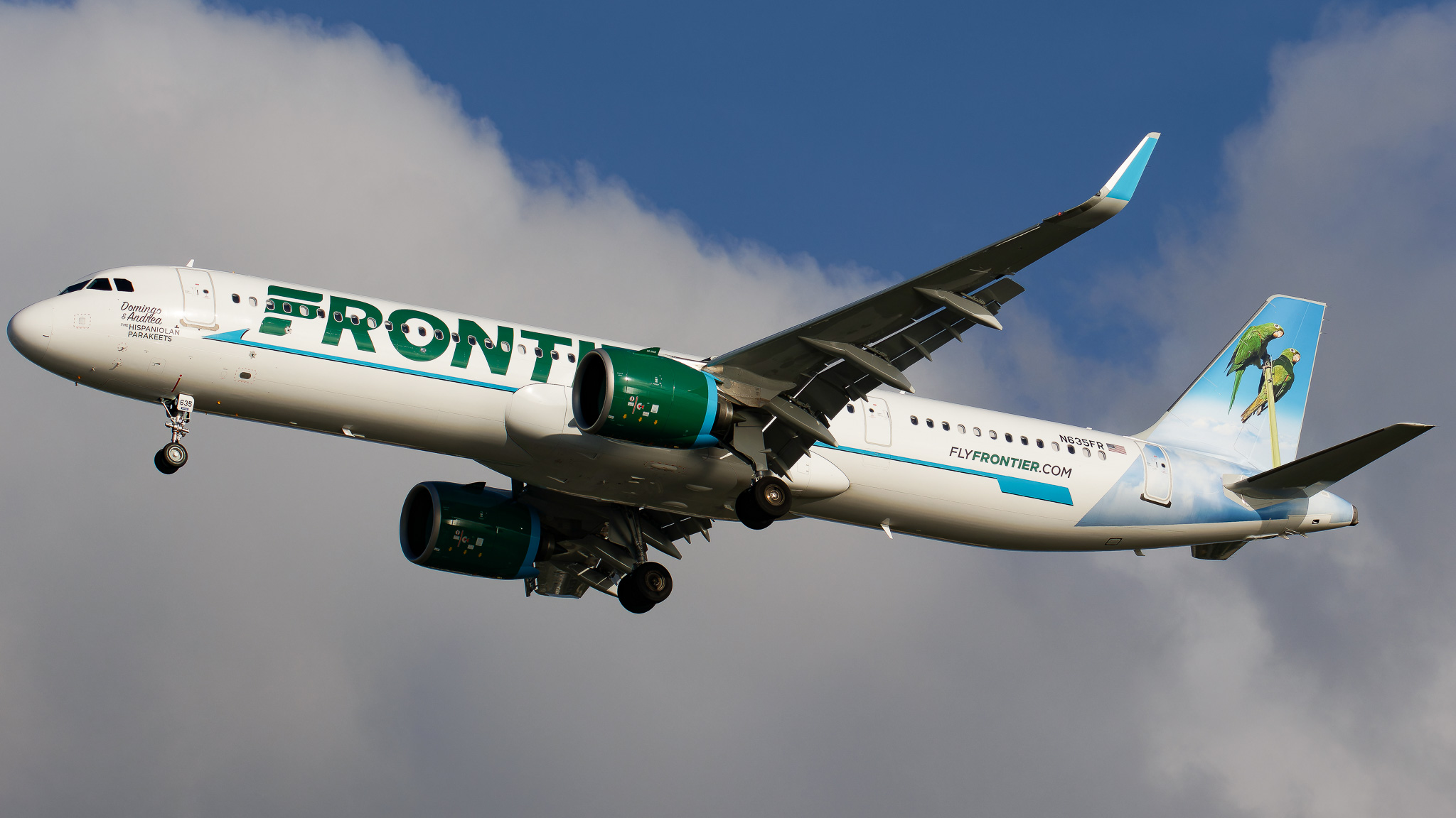 Full size: Frontier Airlines Airbus A321NEO N635FR at Tampa International Airport