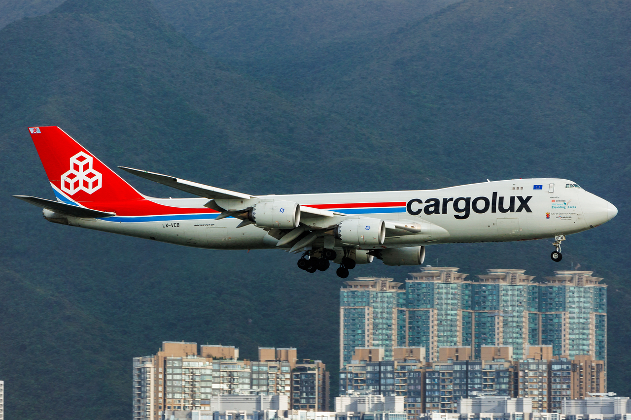Full size: CargoLux Boeing 747-8F LX-VCB at Hong Kong International Airport