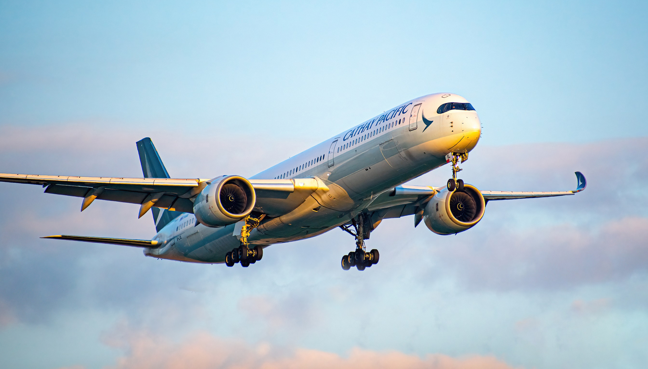 Full size: Cathay Pacific Airbus A350-1000 B-LXL at Amsterdam Schiphol Airport