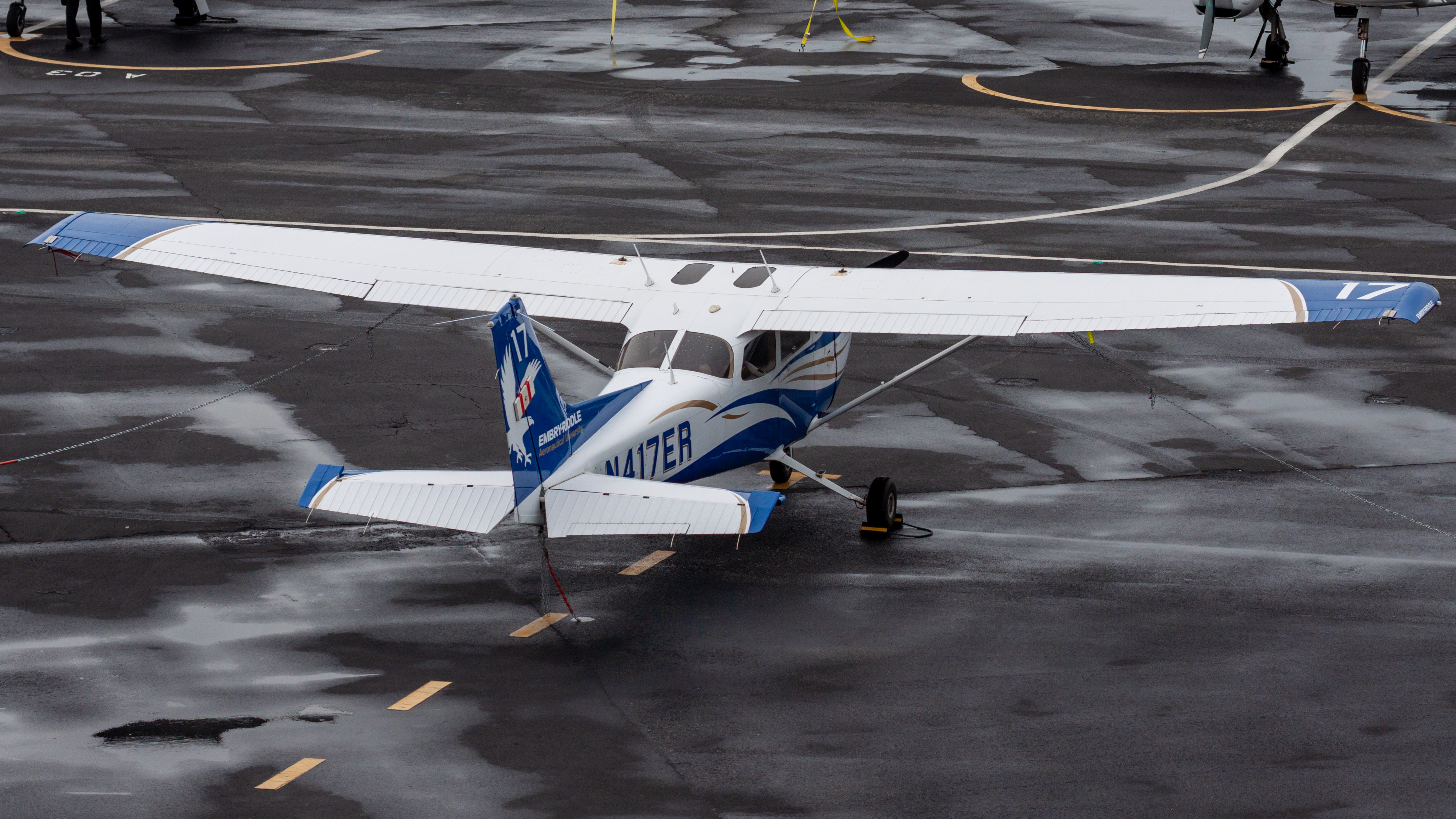 Full size: Embry-Riddle Aeronautical University Cessna 172 N417ER at Daytona Beach International Airport