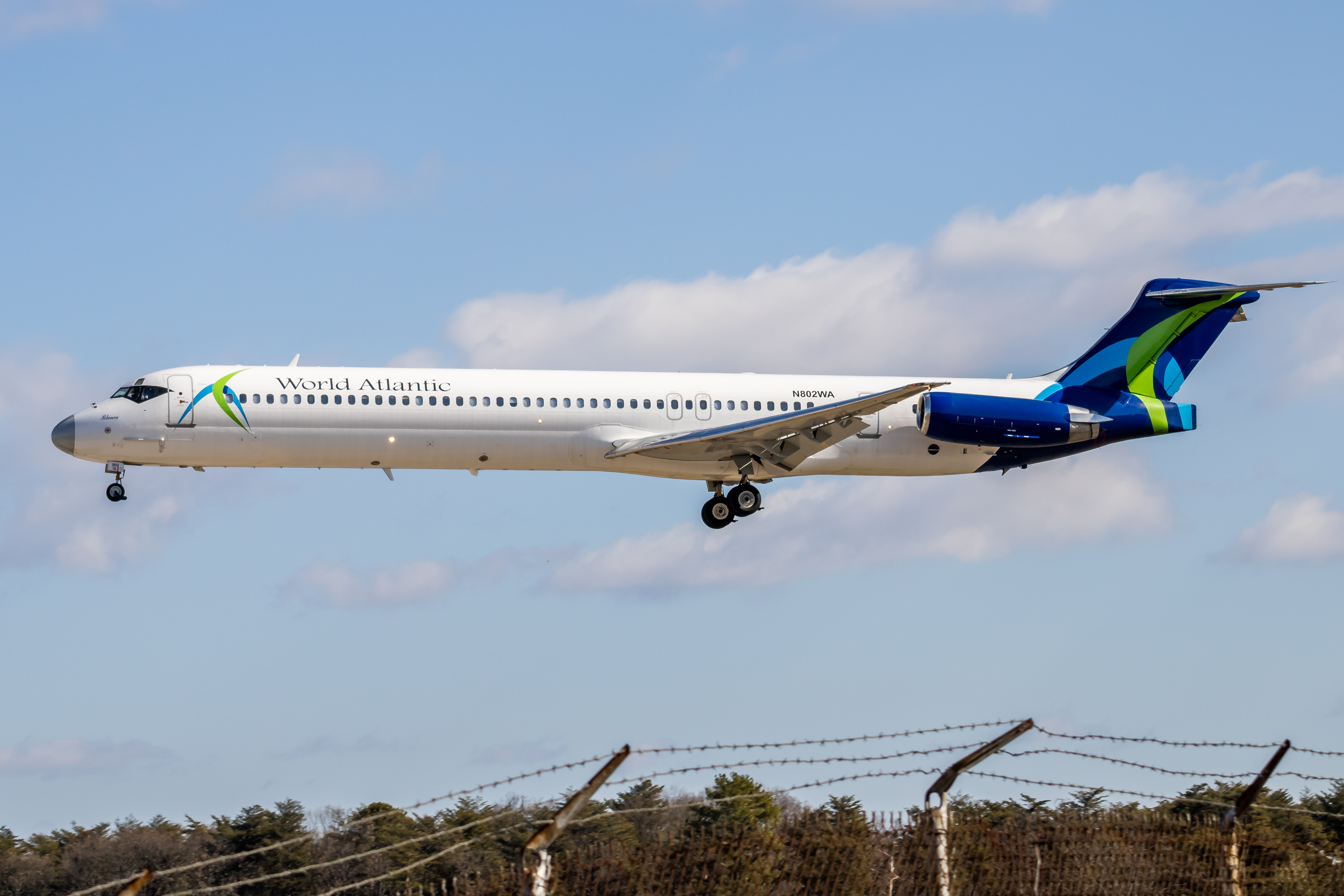 Full size: World Atlantic Airlines McDonnell Douglas MD-83 N802WA at Baltimore/Washington International Thurgood Marshall Airport