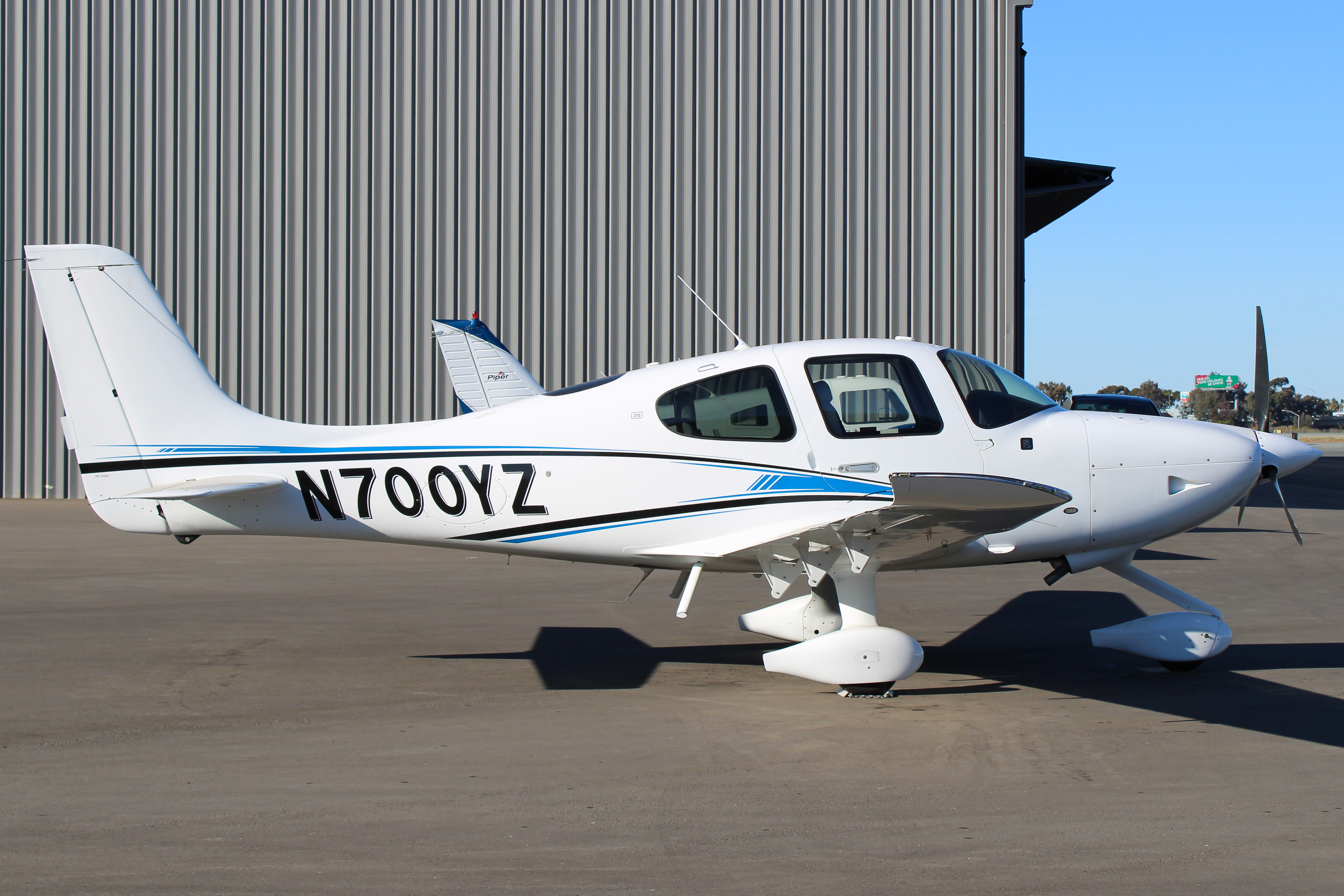 Full size: PRIVATE Cirrus SR20 N700YZ at Montgomery-Gibbs Executive Airport