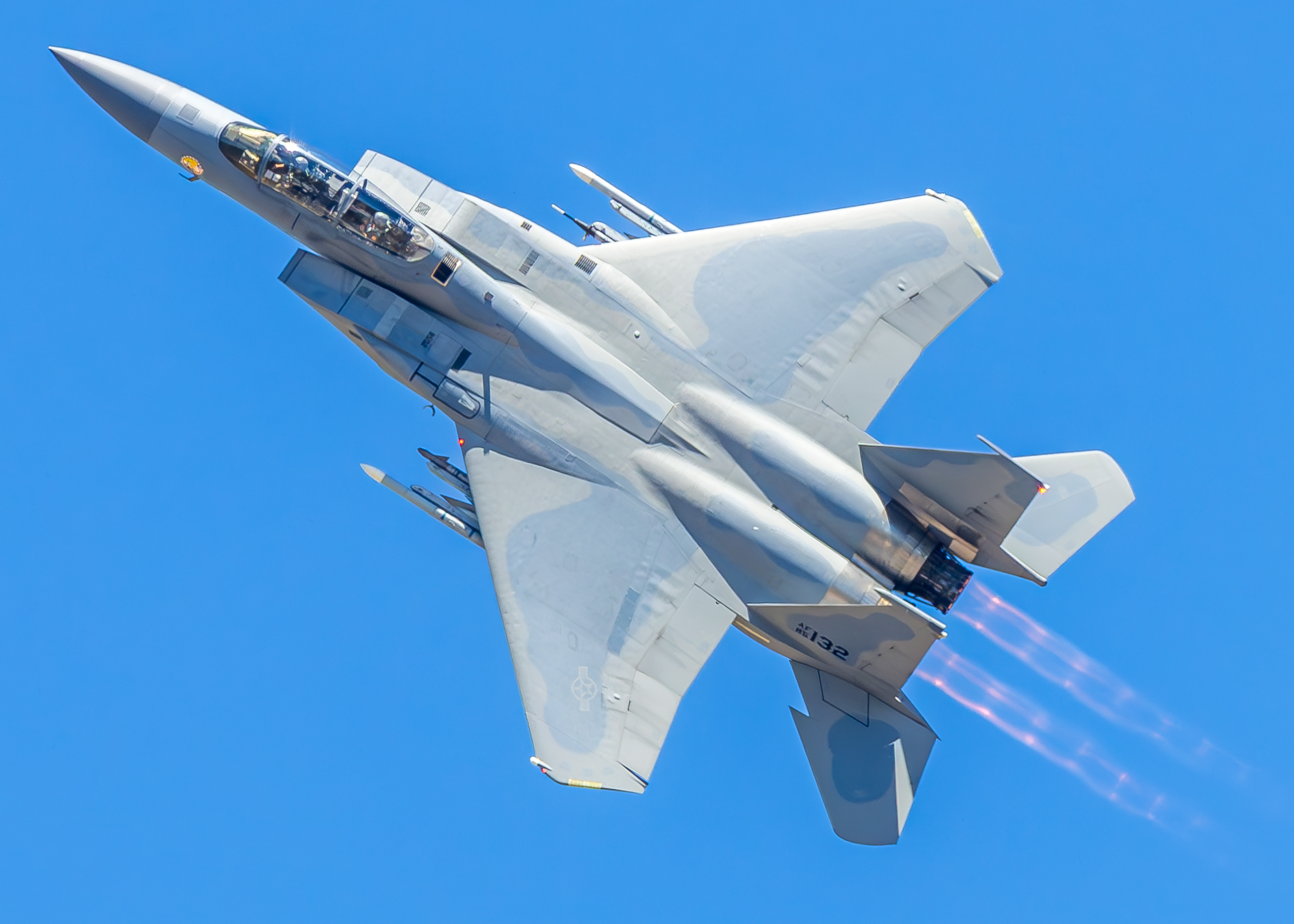 Full size: Oregon Air National Guard McDonnell Douglas F-15 Eagle 85-0132 at Klamath Falls Airport