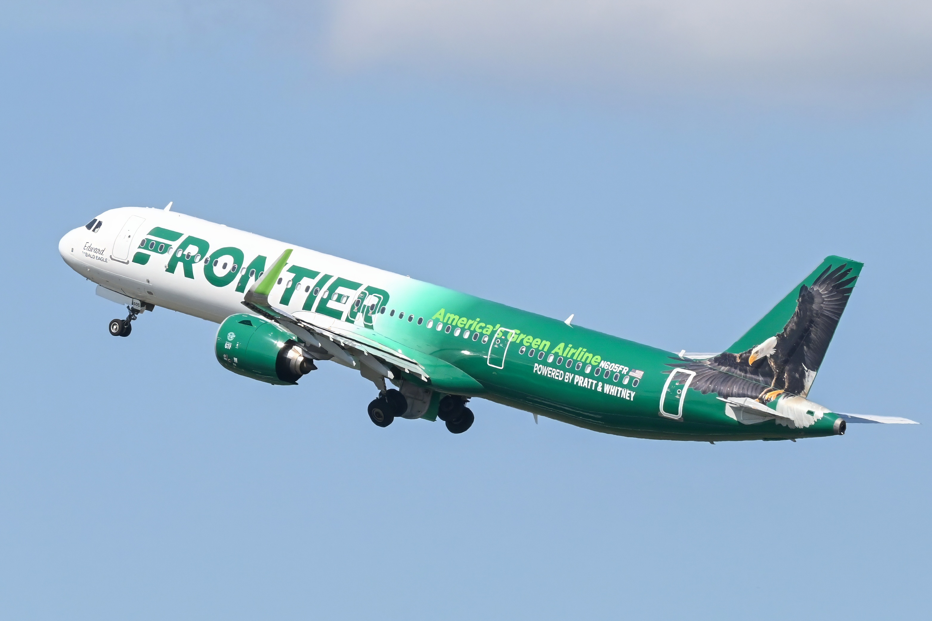 Full size: Frontier Airlines Airbus A321NEO N605FR at Philadelphia International Airport