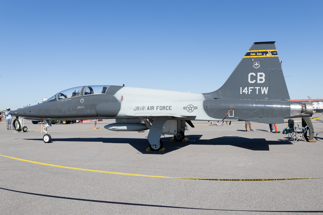 Full size: USAF - United States Air Force Northrop T-38 Talon 68-8116 at Mac Dill AFB