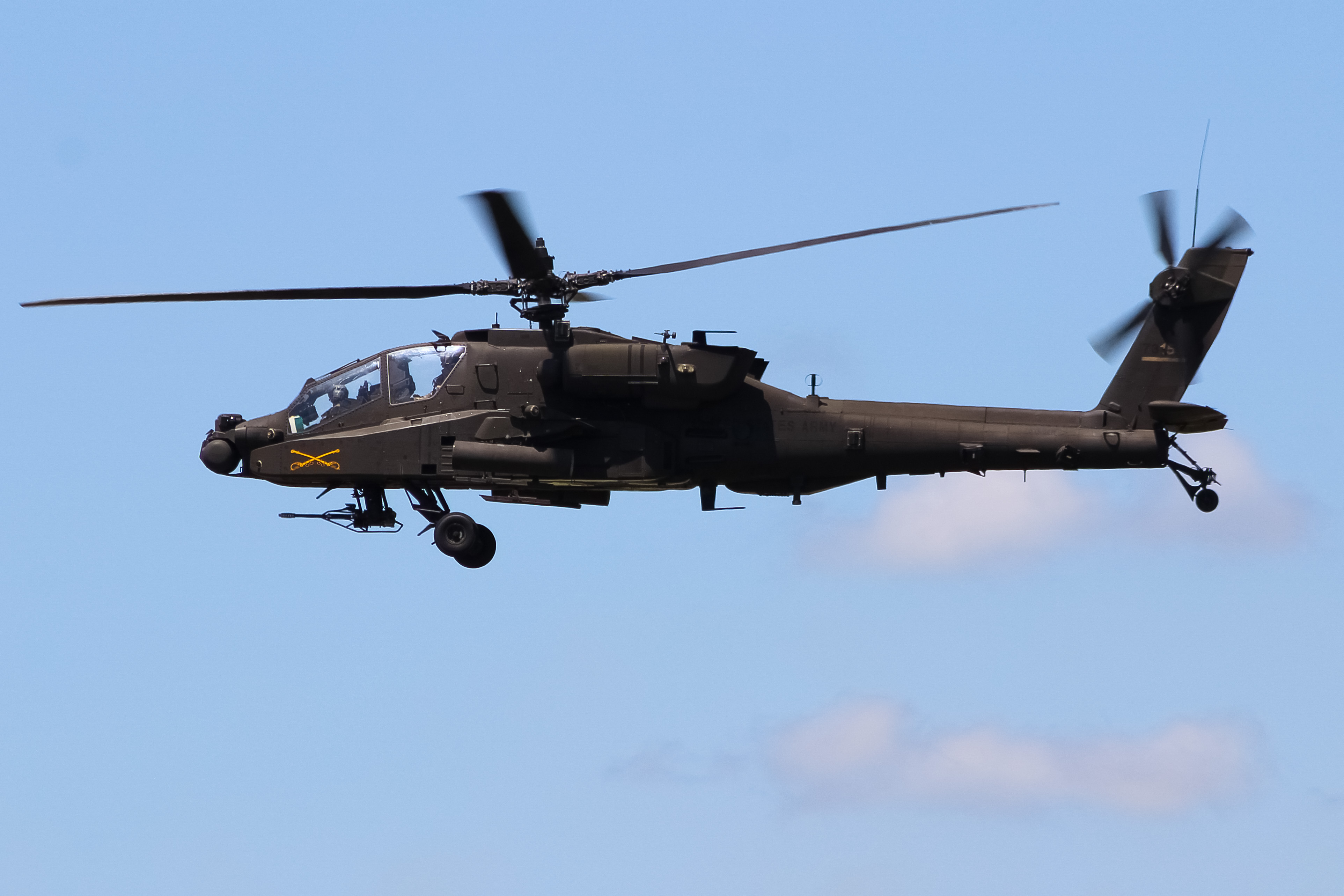 Full size: USA - United States Army Boeing AH-64 Apache  73158 at James M Cox Dayton International Airport