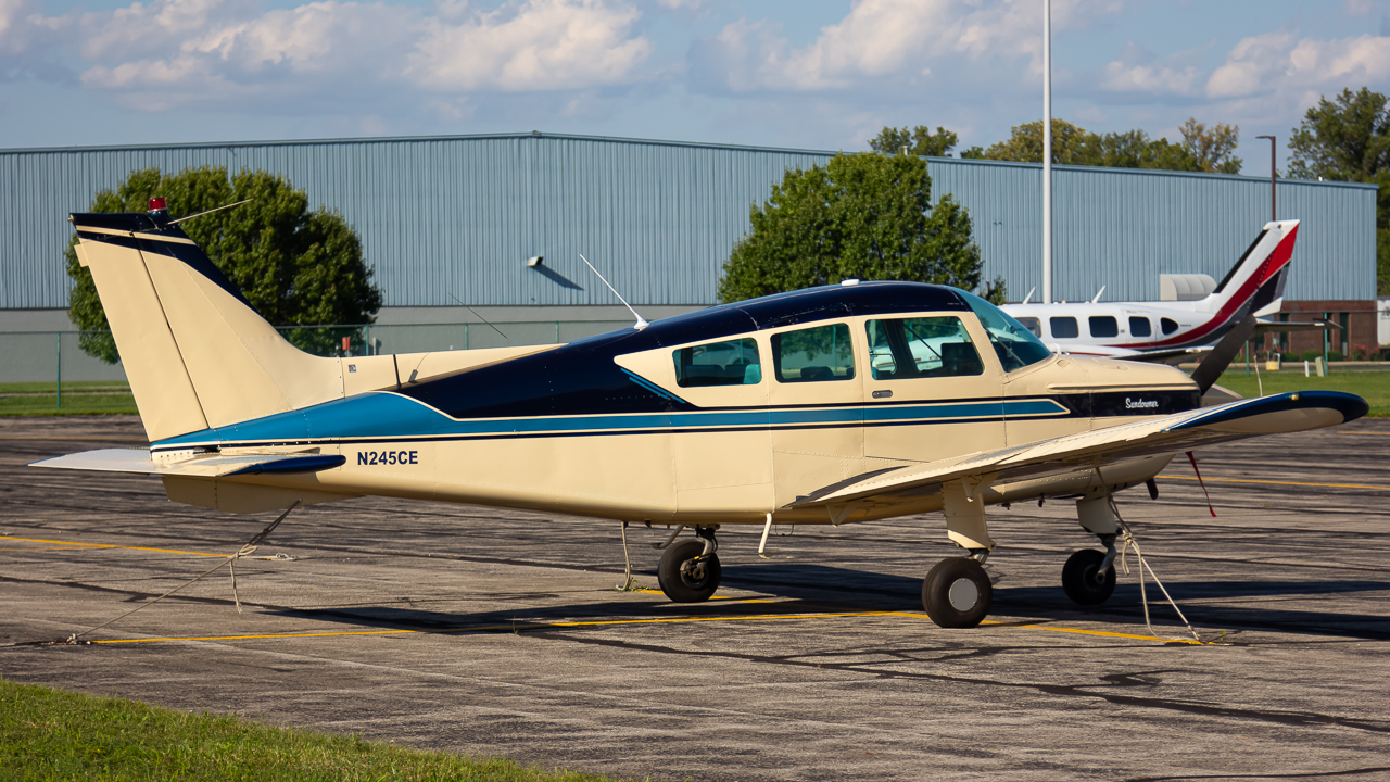 Full size: PRIVATE Beech C23 N245CE at Delaware Municipal Airport