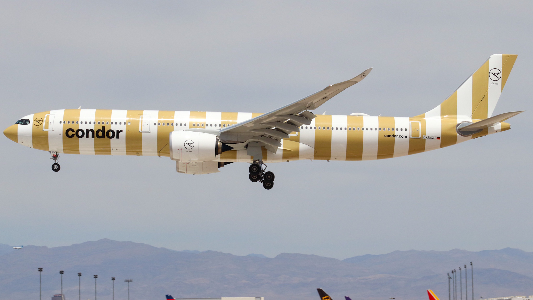 Full size: Condor Airbus A330-900 D-ANRH at Harry Reid International Airport