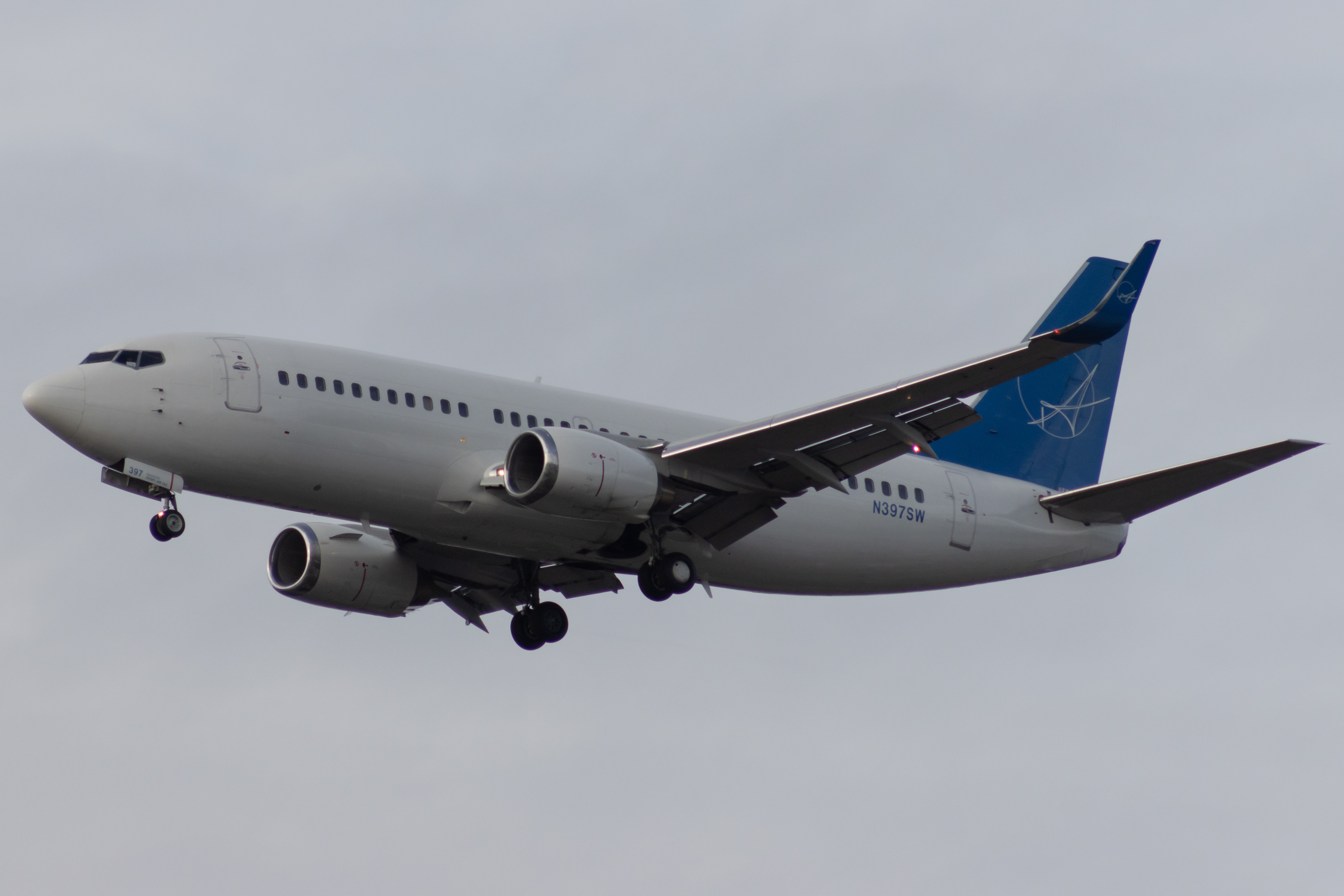 Full size: Swift Air Boeing 737-300 N397SW at Seattle-Tacoma International Airport