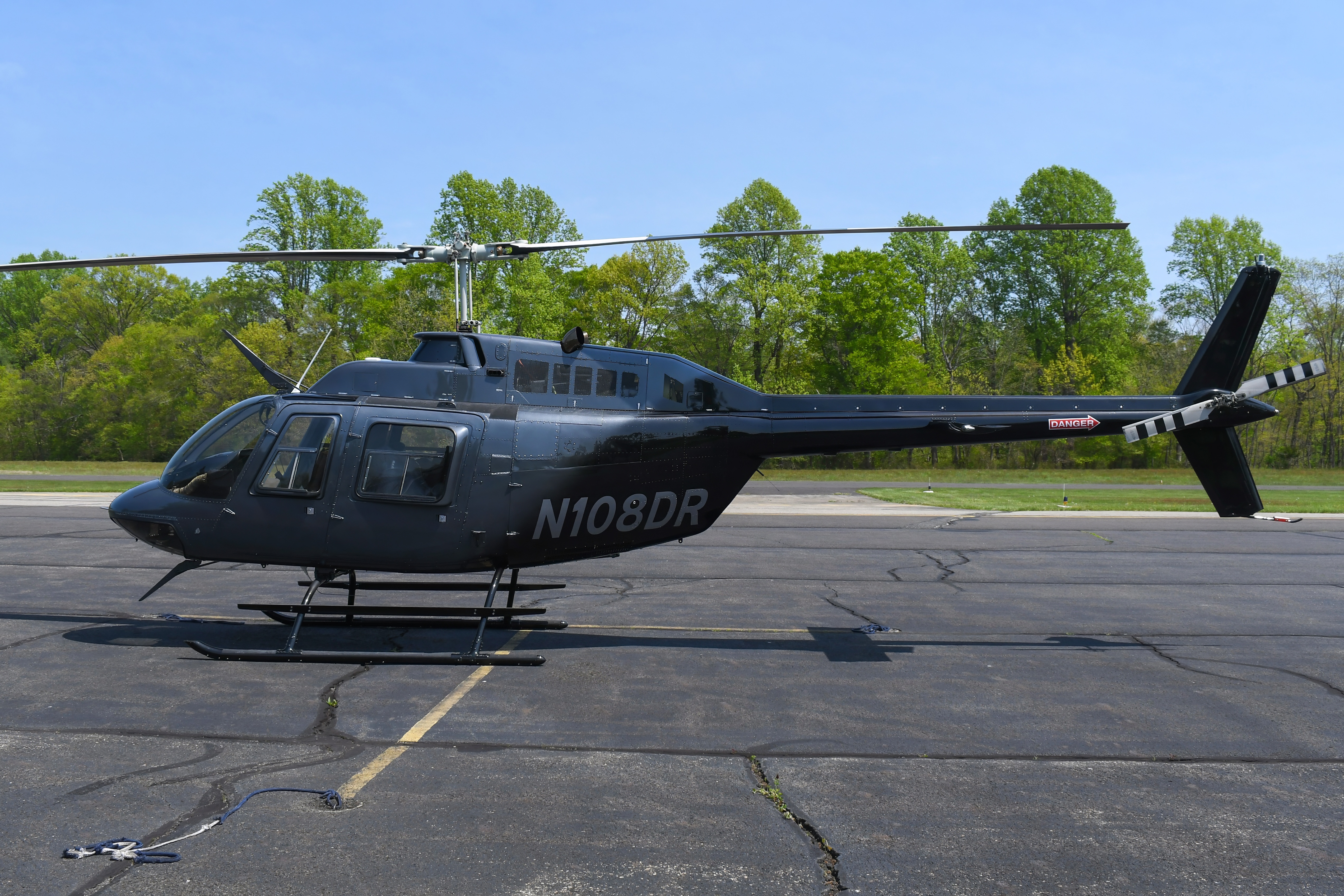 Full size: PRIVATE Bell 206 N108DR at Flying W Airport