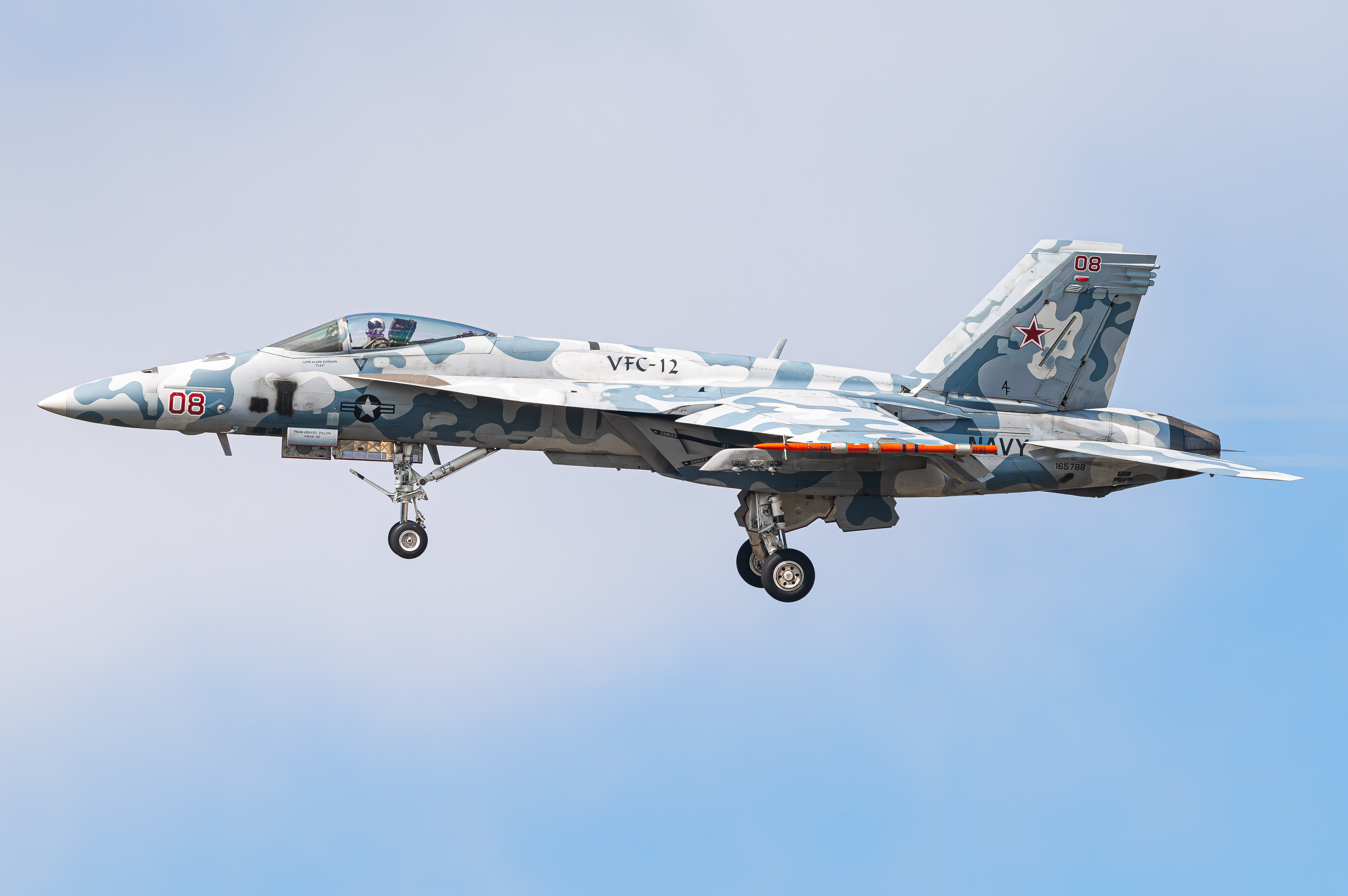 Full size: USN - United States Navy Boeing F/A-18E/F Super Hornet 165788 at North Island NAS