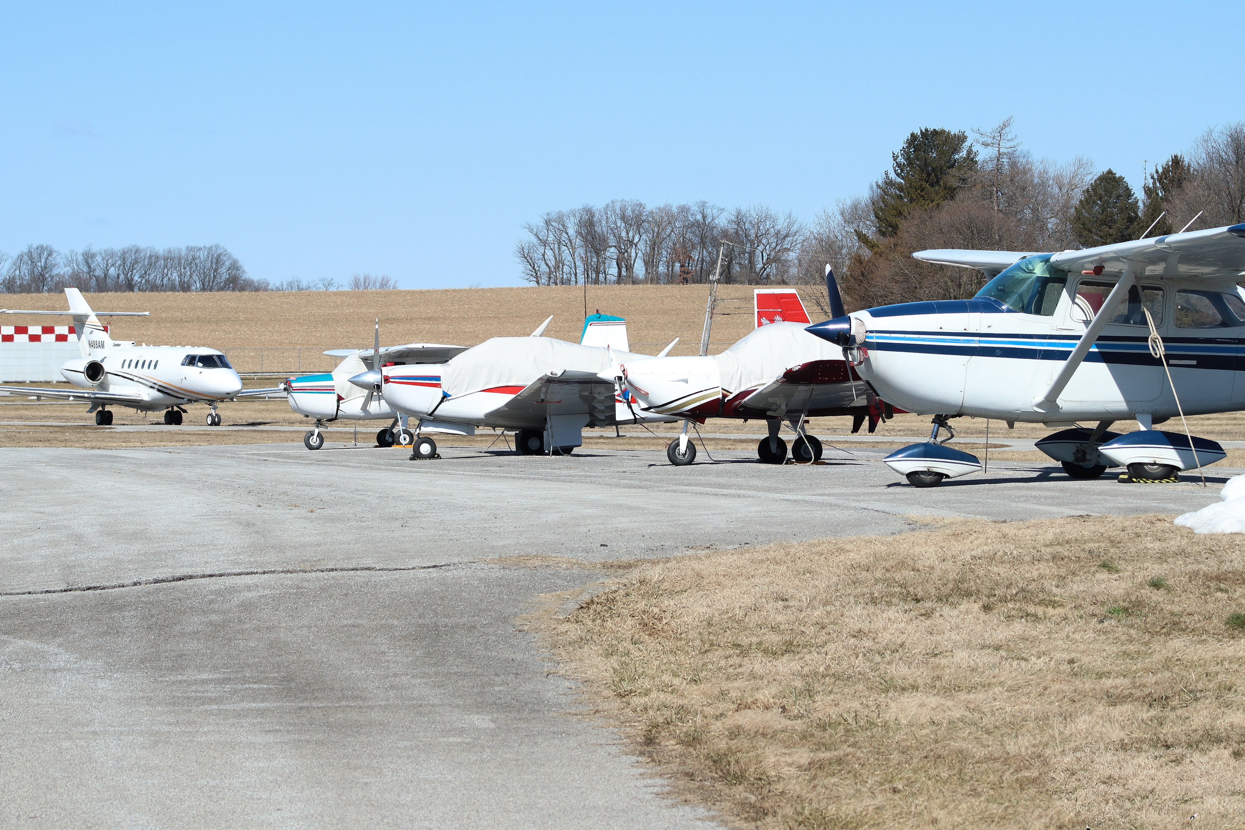 Full size: Airport Photo KTHV at York Airport