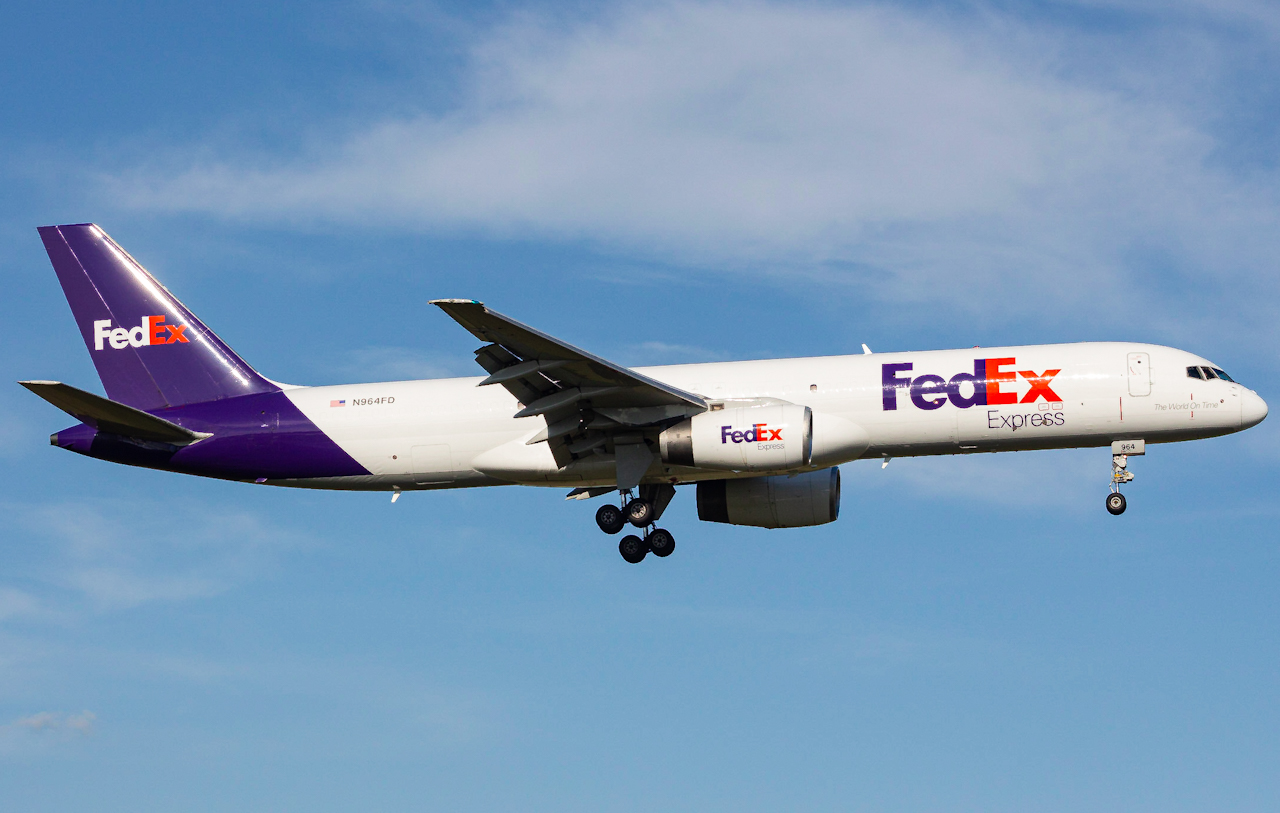 Full size: FedEx Boeing 757-200F N964FD at Tampa International Airport