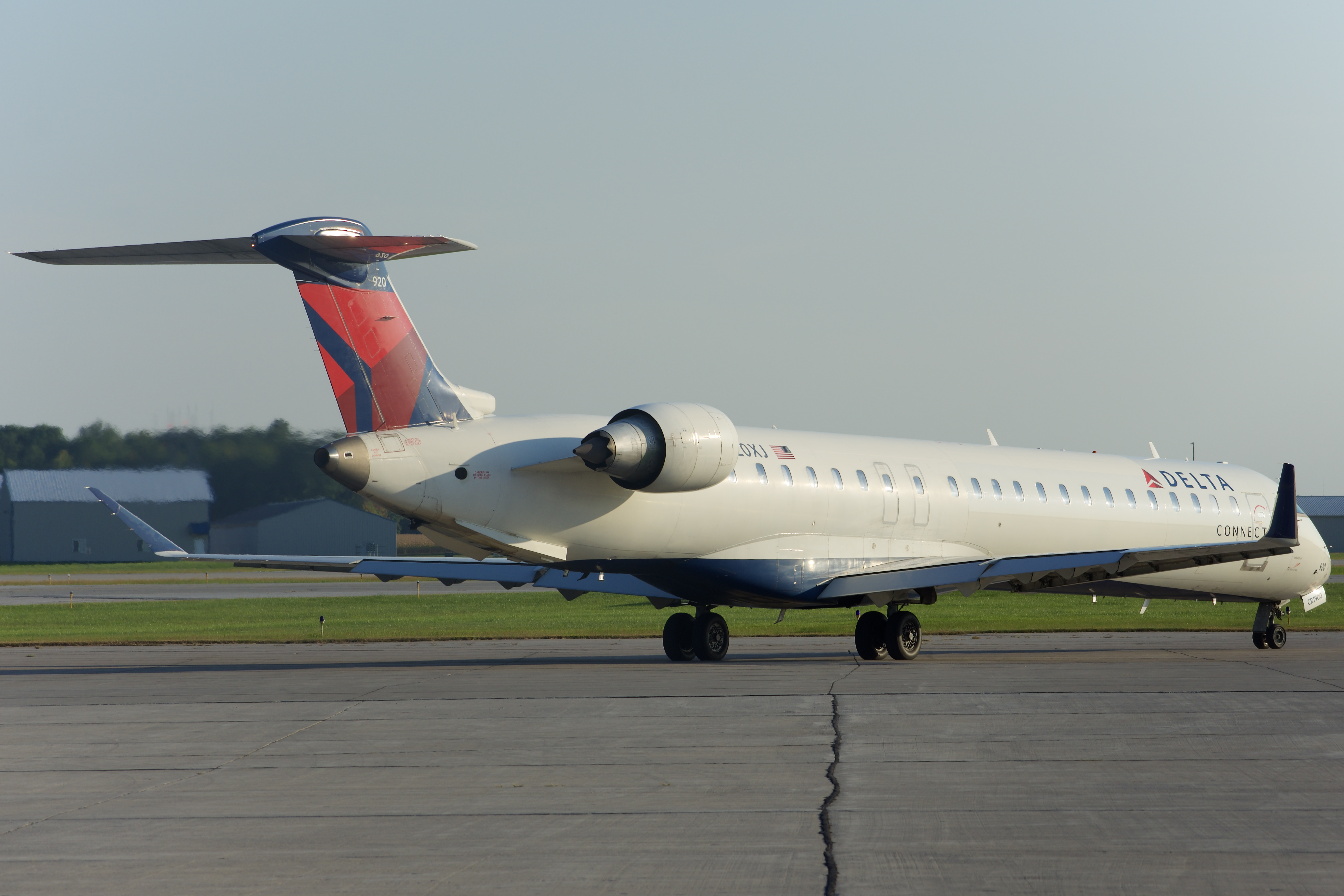 Full size: Delta Connection Mitsubishi CRJ-900 N920XJ at Green Bay-Austin Straubel International Airport