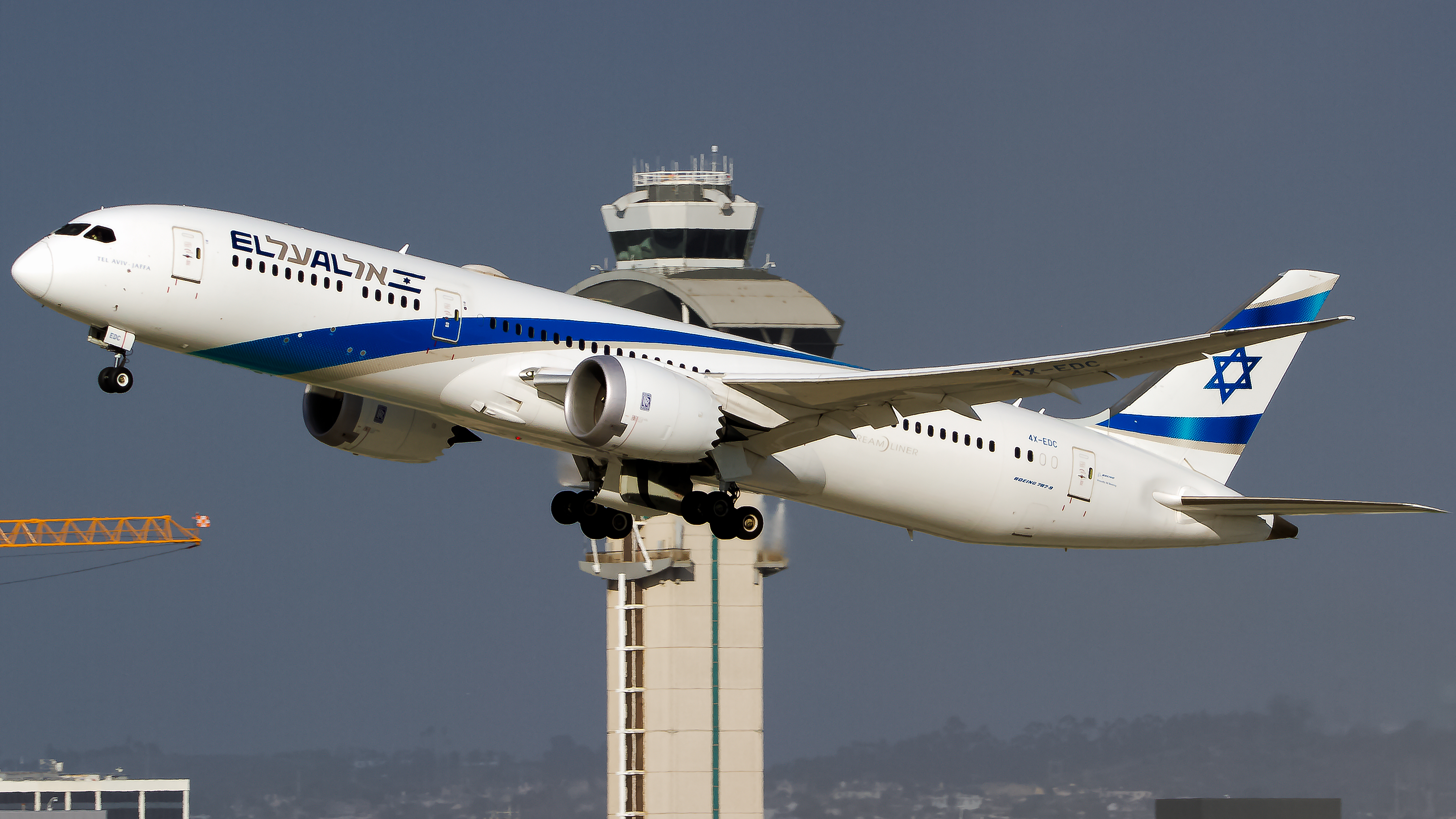 Full size: El Al Boeing 787-9 4X-EDC at Los Angeles International Airport
