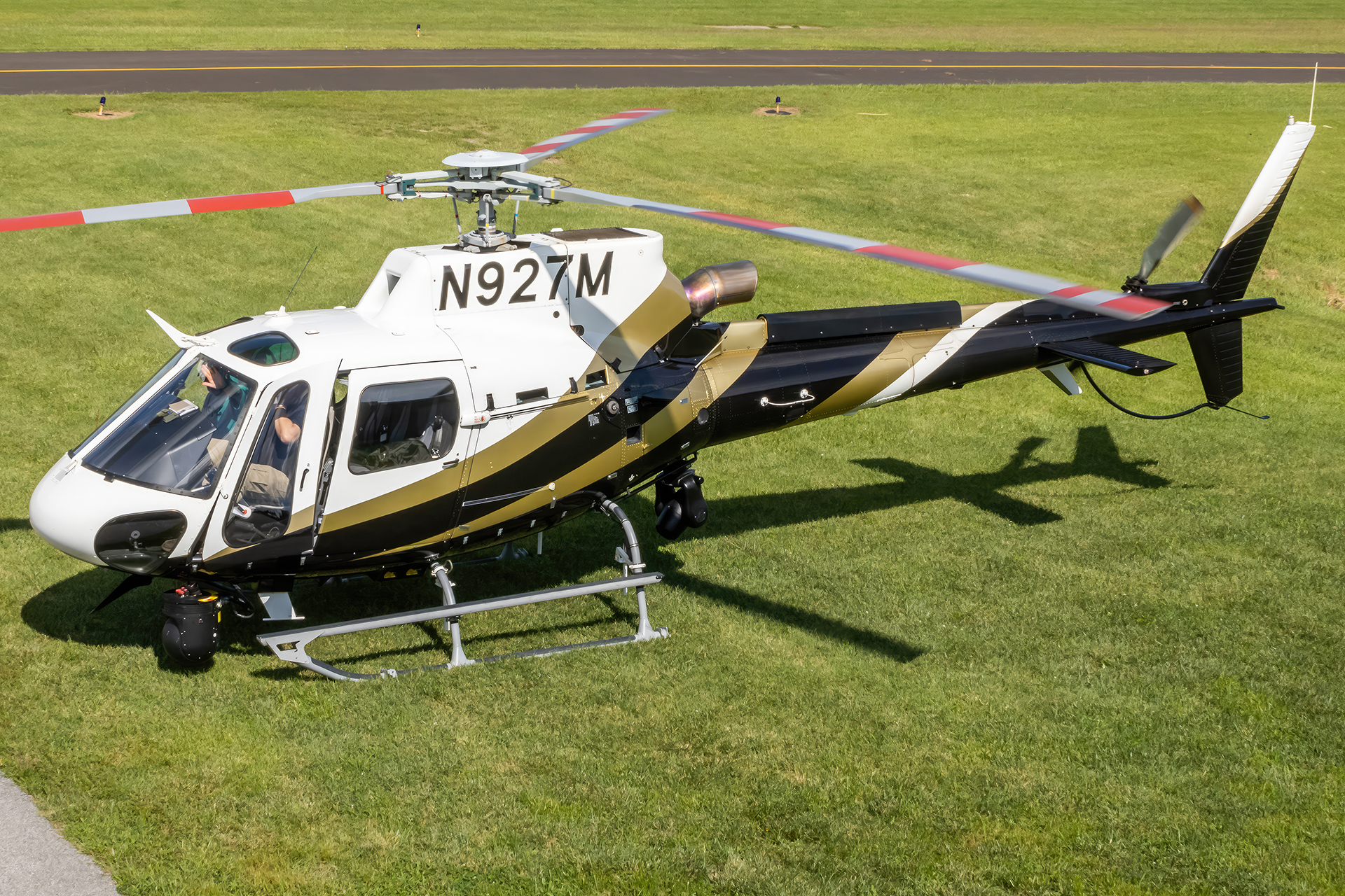 Full size: Department of Homeland Security Airbus H125 N927M at College Park Airport