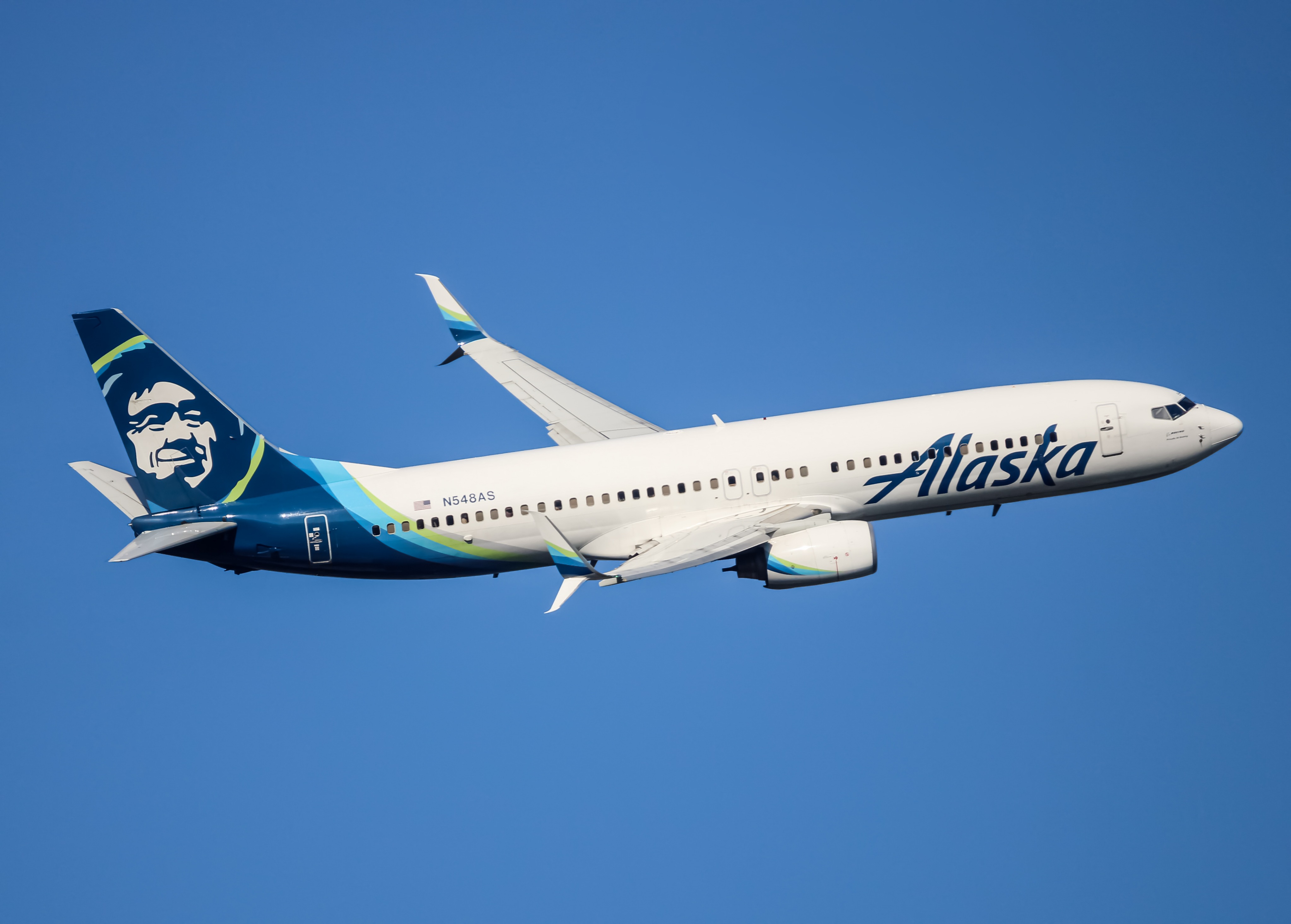 Full size: Alaska Airlines Boeing 737-800 N548AS at Baltimore/Washington International Thurgood Marshall Airport