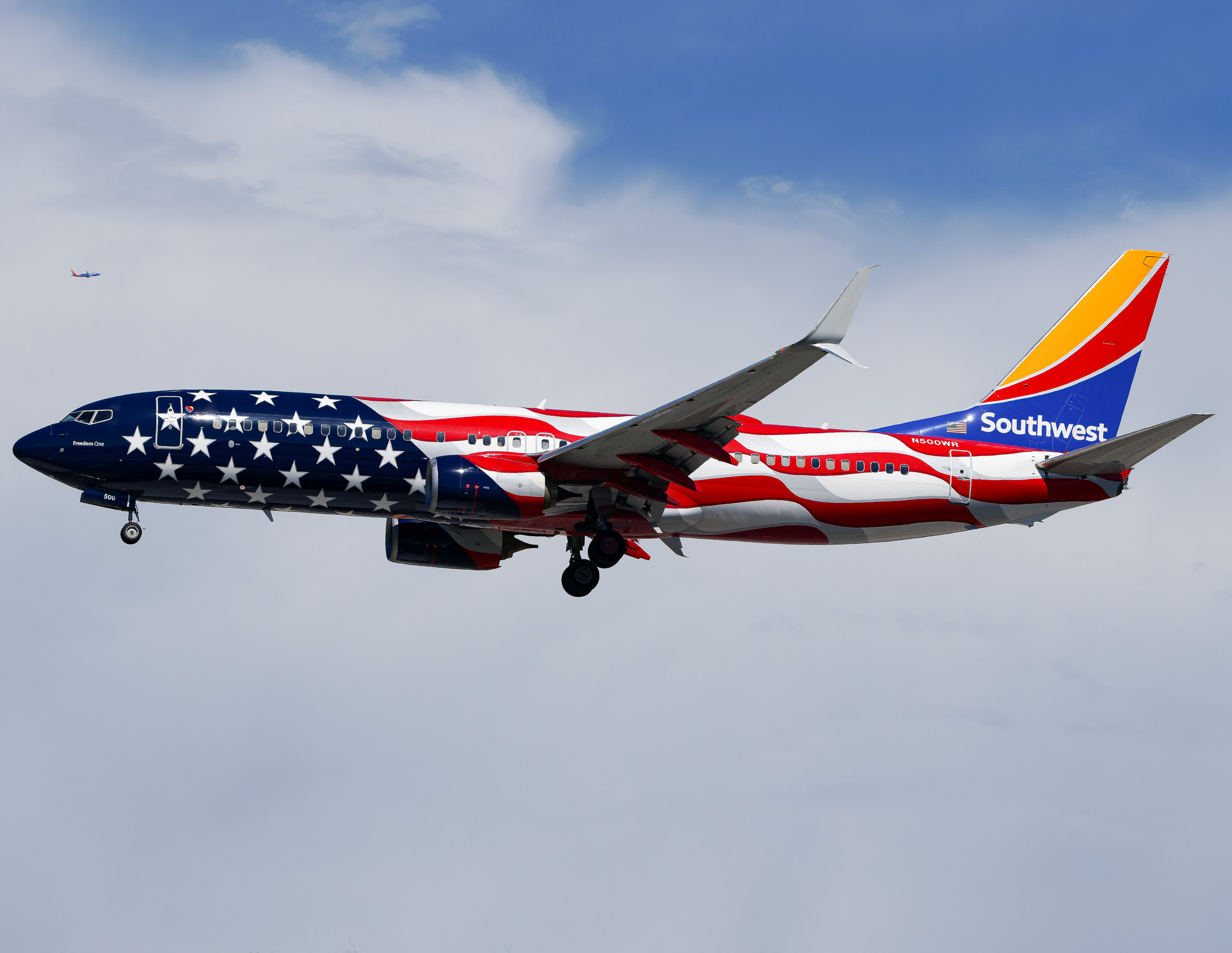 Full size: Southwest Airlines Boeing 737-800 N500WR at Tampa International Airport