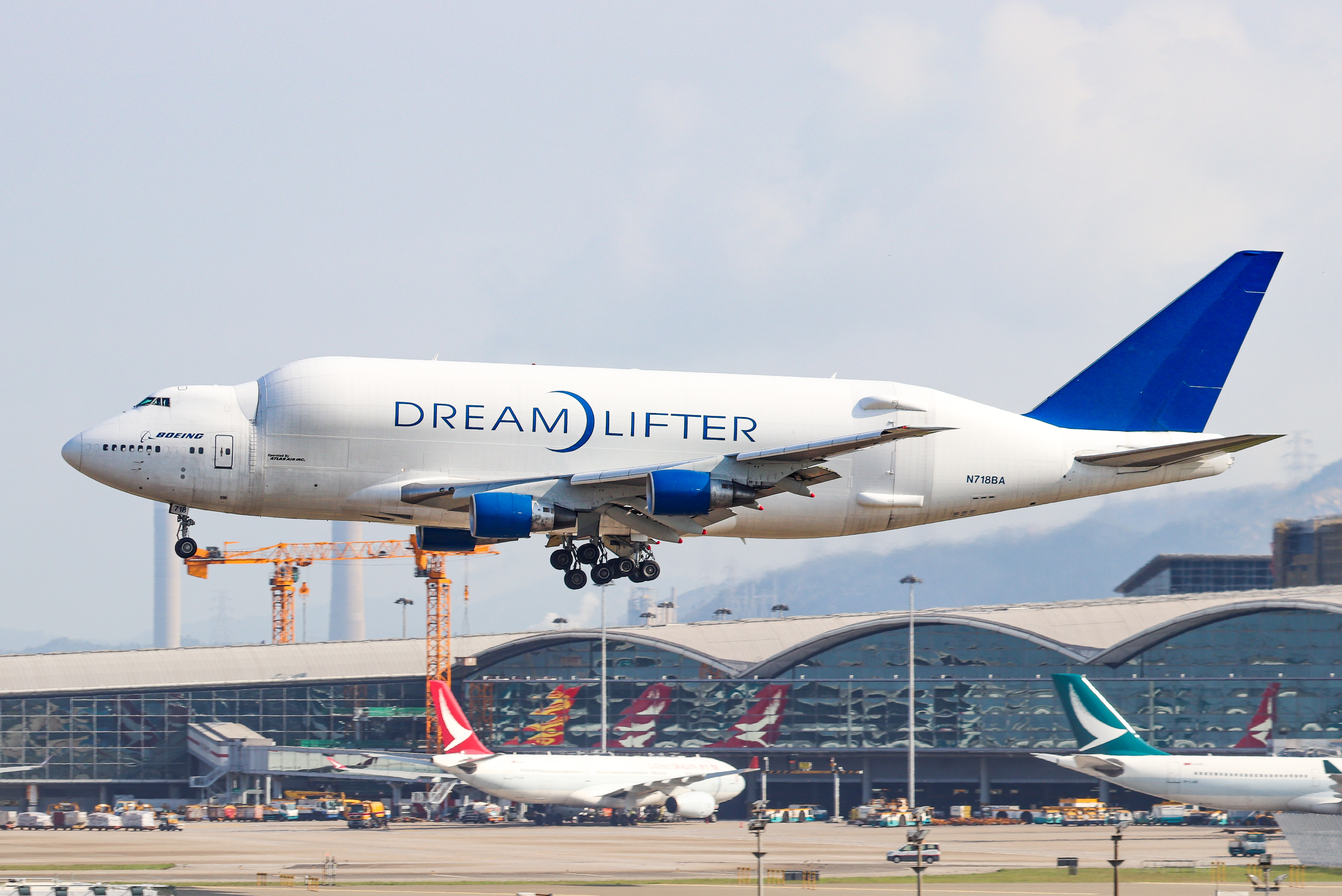 Full size: Boeing Boeing Dreamlifter (BLCF) N718BA at Hong Kong International Airport