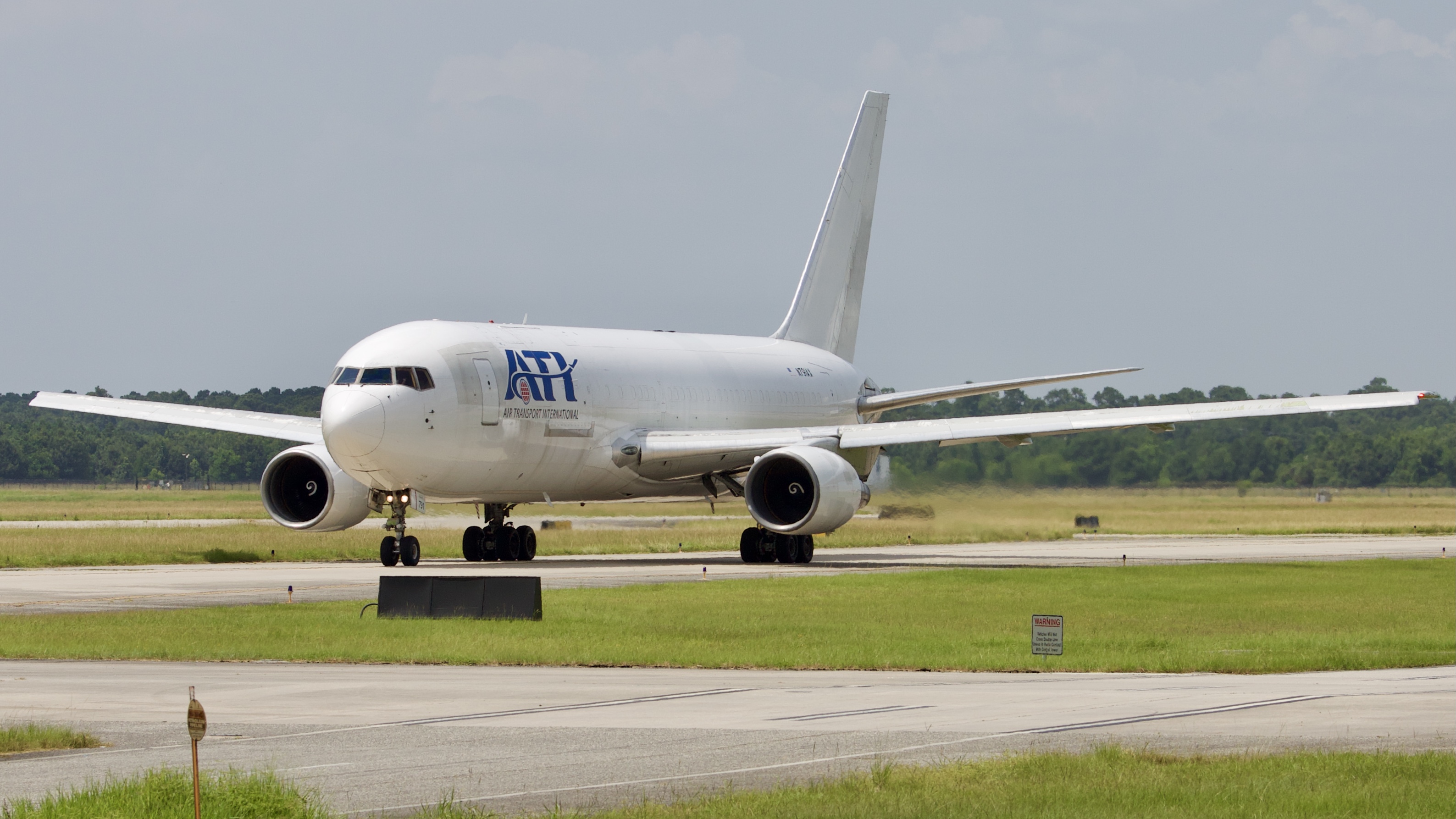 Full size: Air Transport International Boeing 767-200F N791AX at Houston-George Bush Intercontinental Airport