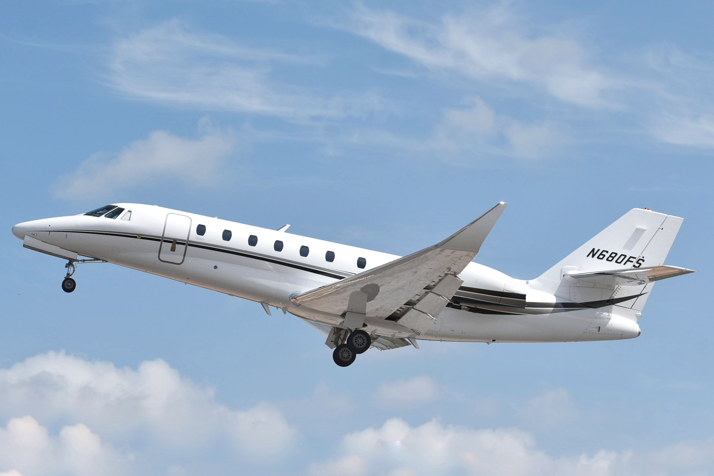 Full size: PRIVATE Cessna 680 Citation Sorveign  N680FS at Aeropuerto de Cabo San Lucas Internacional