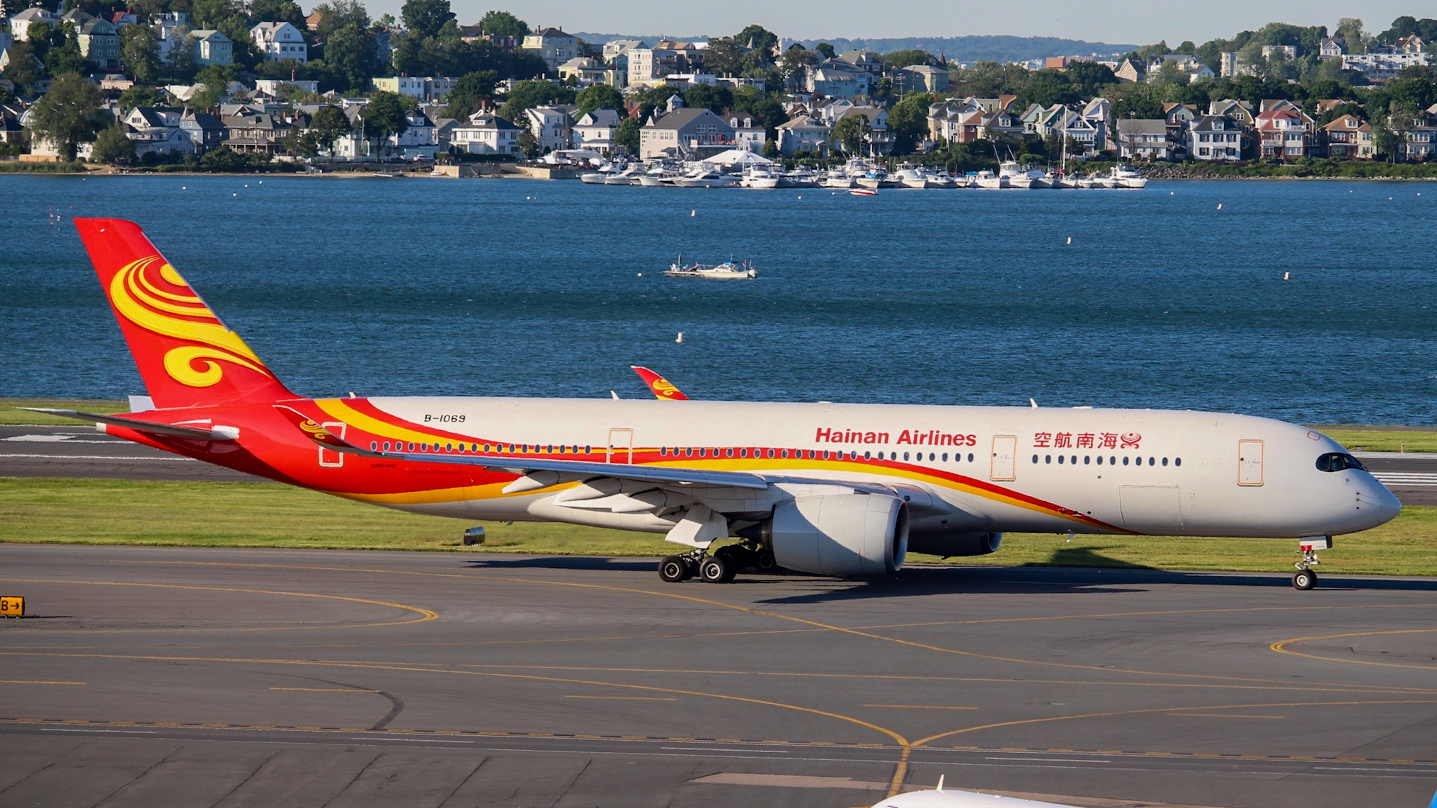Full size: Hainan Airlines  Airbus A350-900 B-1069 at General Edward Lawrence Logan International Airport