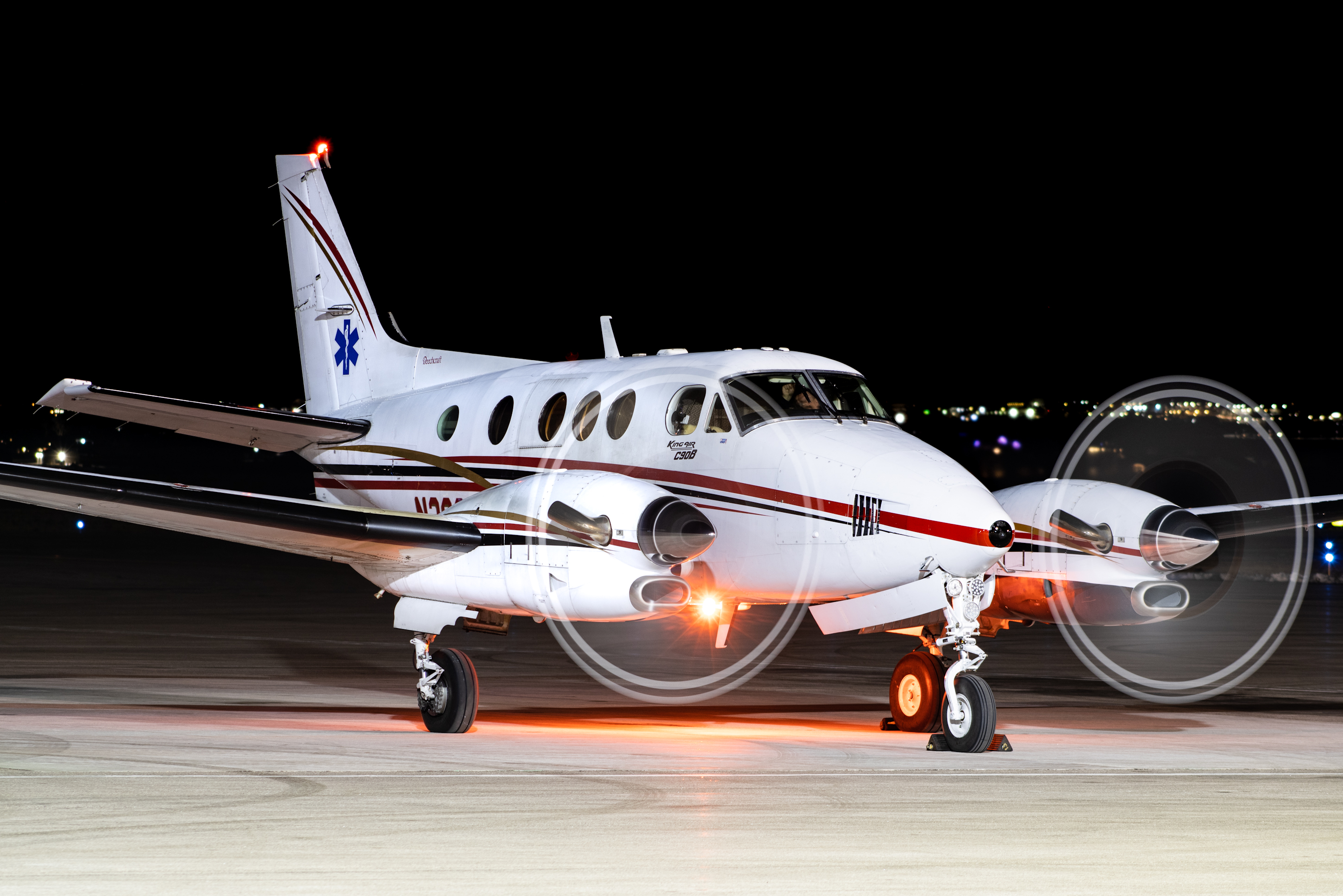 Full size: Guardian Flight Beechcraft King Air C90 N399WS at Northern Colorado Regional Airport