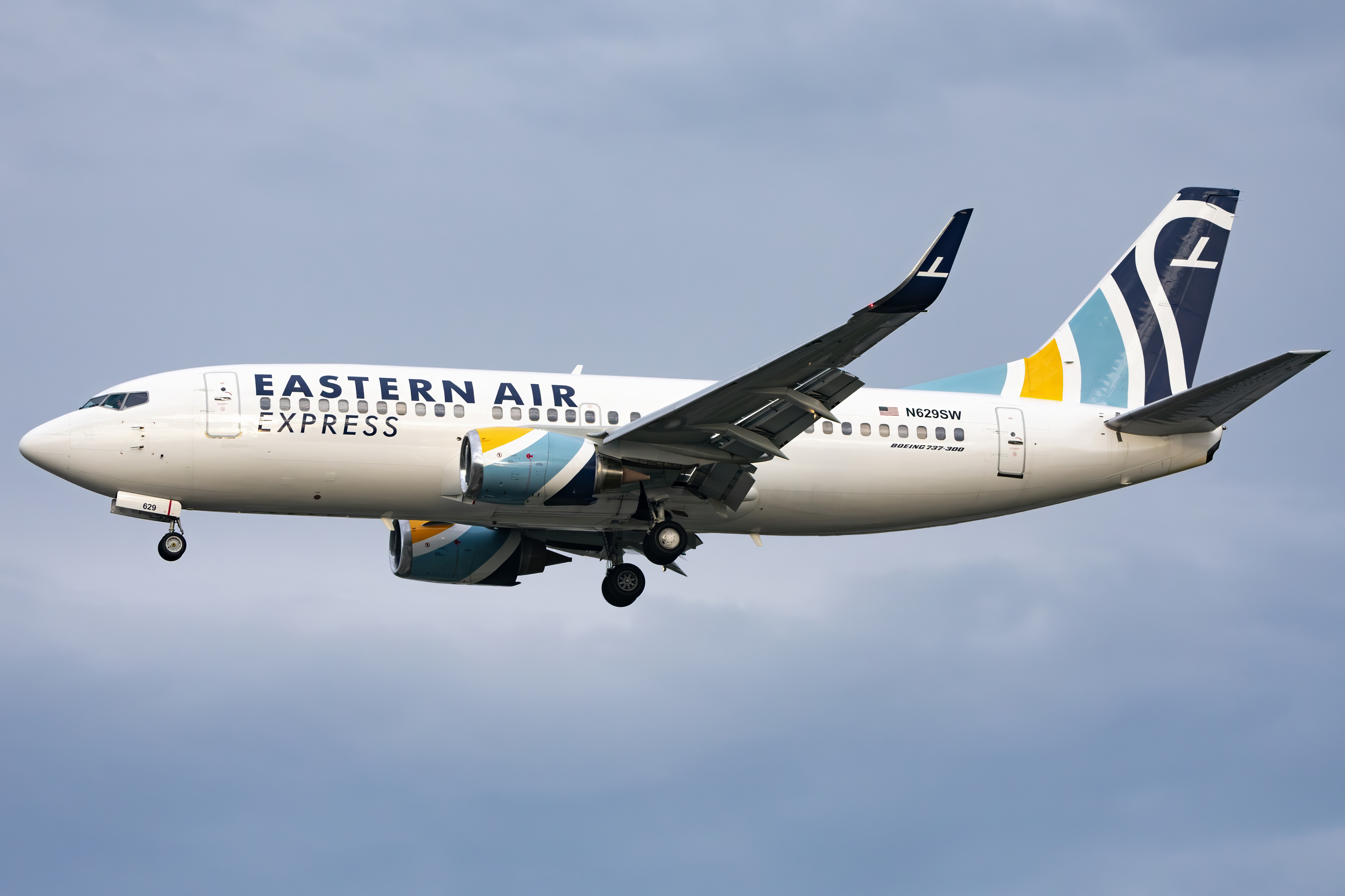 Full size: Eastern Airlines Boeing 737-300 N629SW at Norman Y Mineta San Jose International Airport