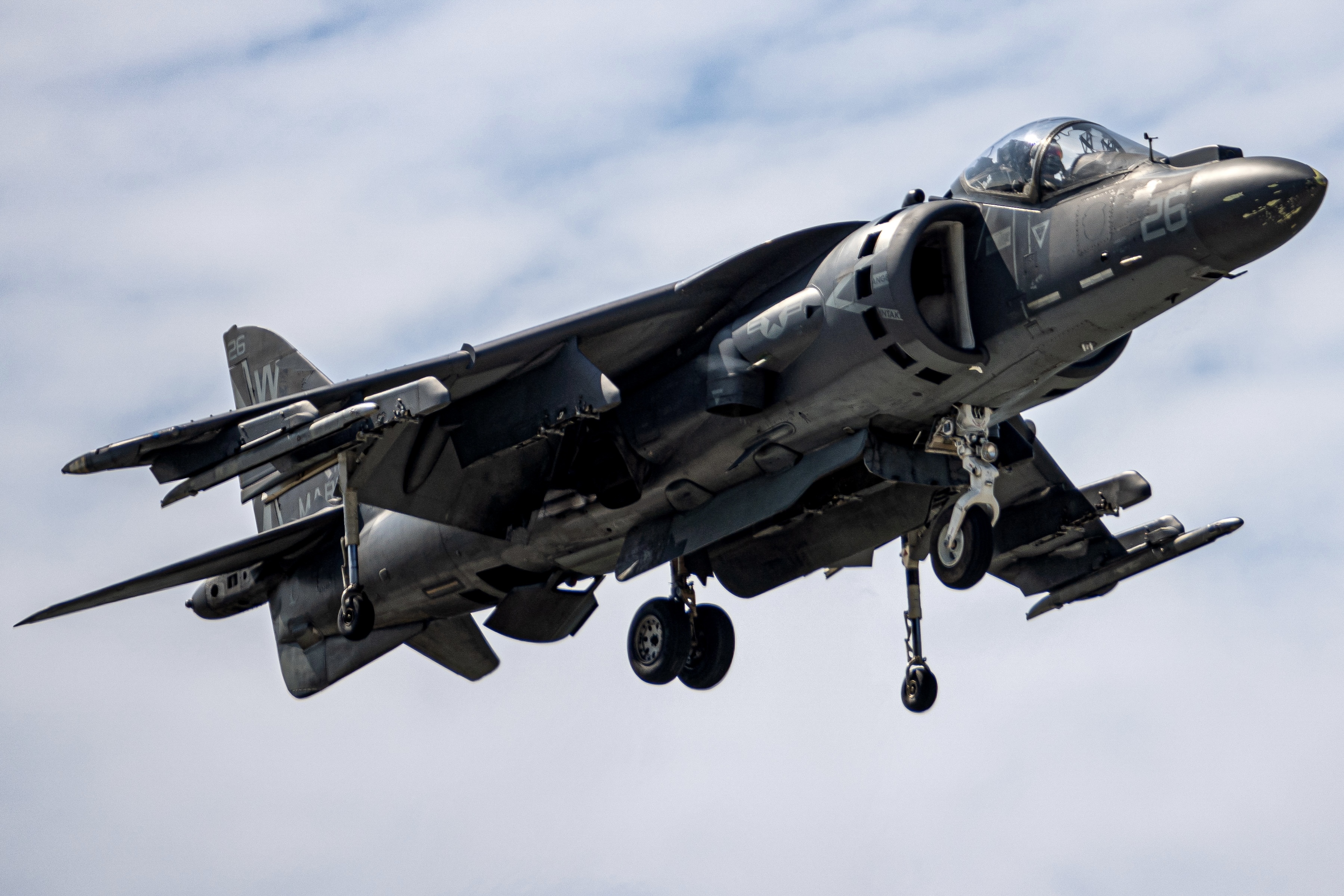 Full size: USMC - United States Marine Corp McDonnell Douglas AV-8B Harrier II 165566 at Cleveland Burke Lakefront Airport